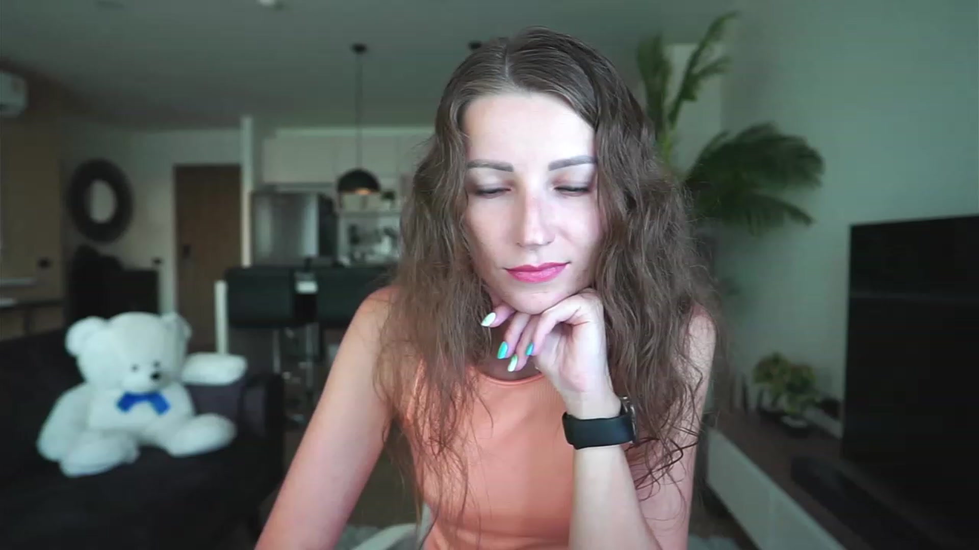 Gallery image thumbnail from Anna_Shine89's myfreecams stream on, 11/25/2022, 12:06 image 4 of 20