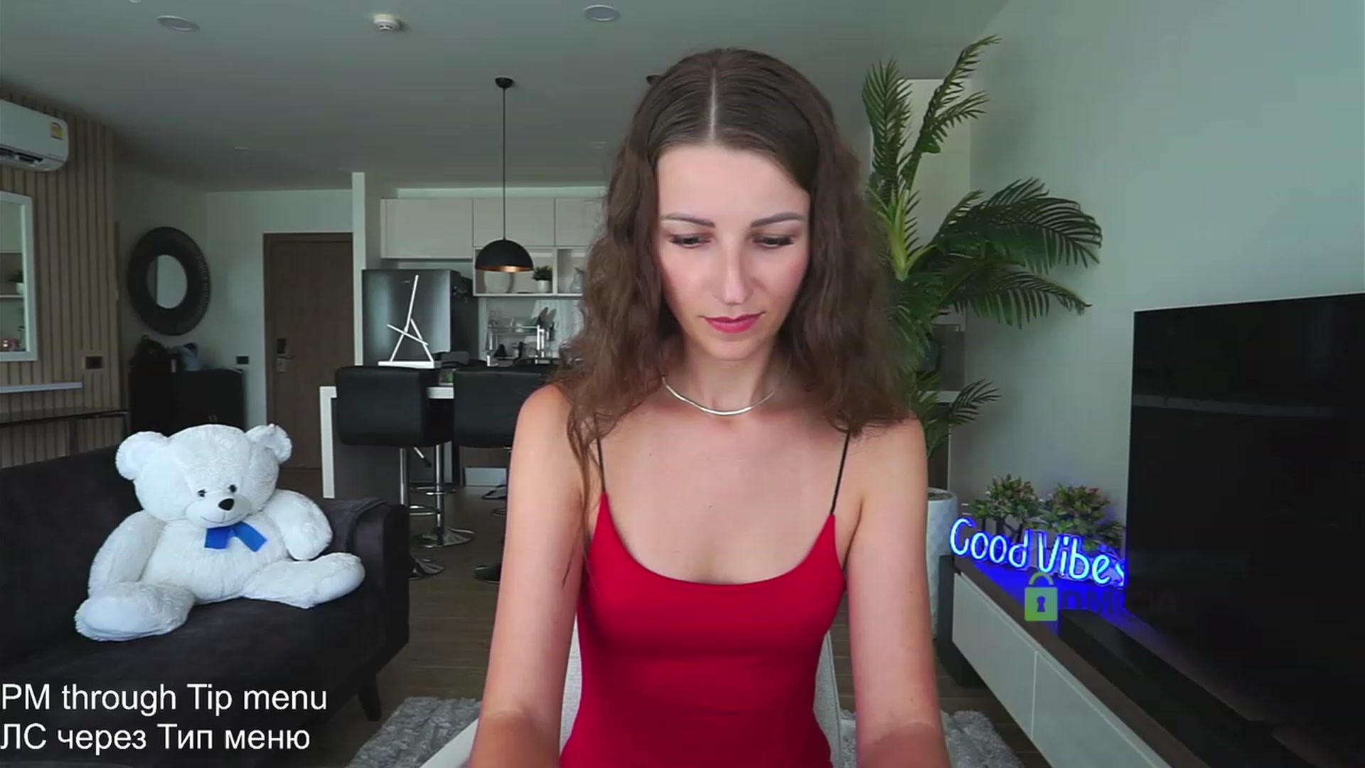 Gallery image thumbnail from Anna_Shine89's myfreecams stream on, 12/05/2022, 06:16 image 12 of 20