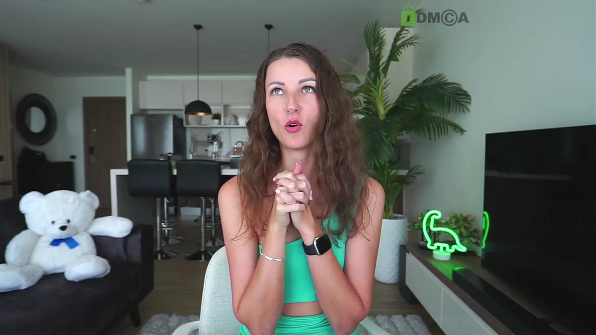 Gallery image thumbnail from Anna_Shine89's myfreecams stream on, 12/10/2022, 09:40 image 6 of 20