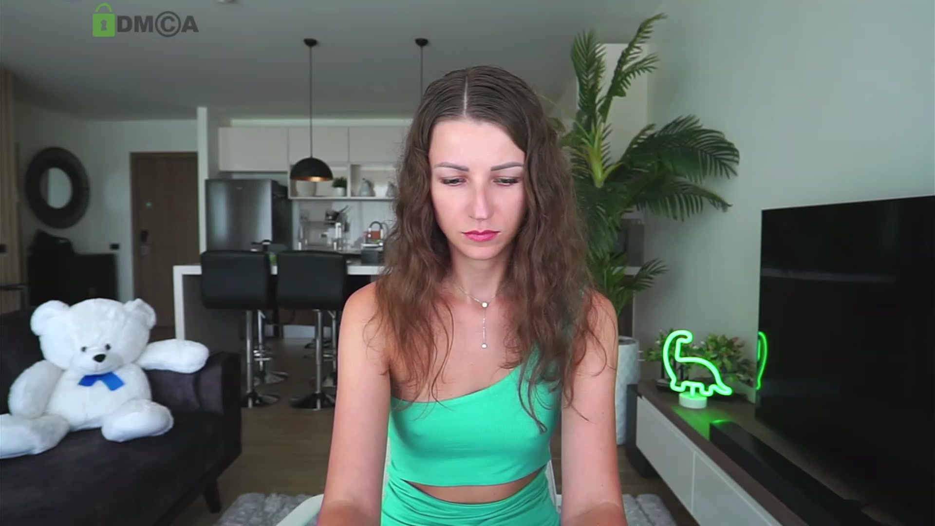 Gallery image thumbnail from Anna_Shine89's myfreecams stream on, 12/10/2022, 09:40 image 8 of 20