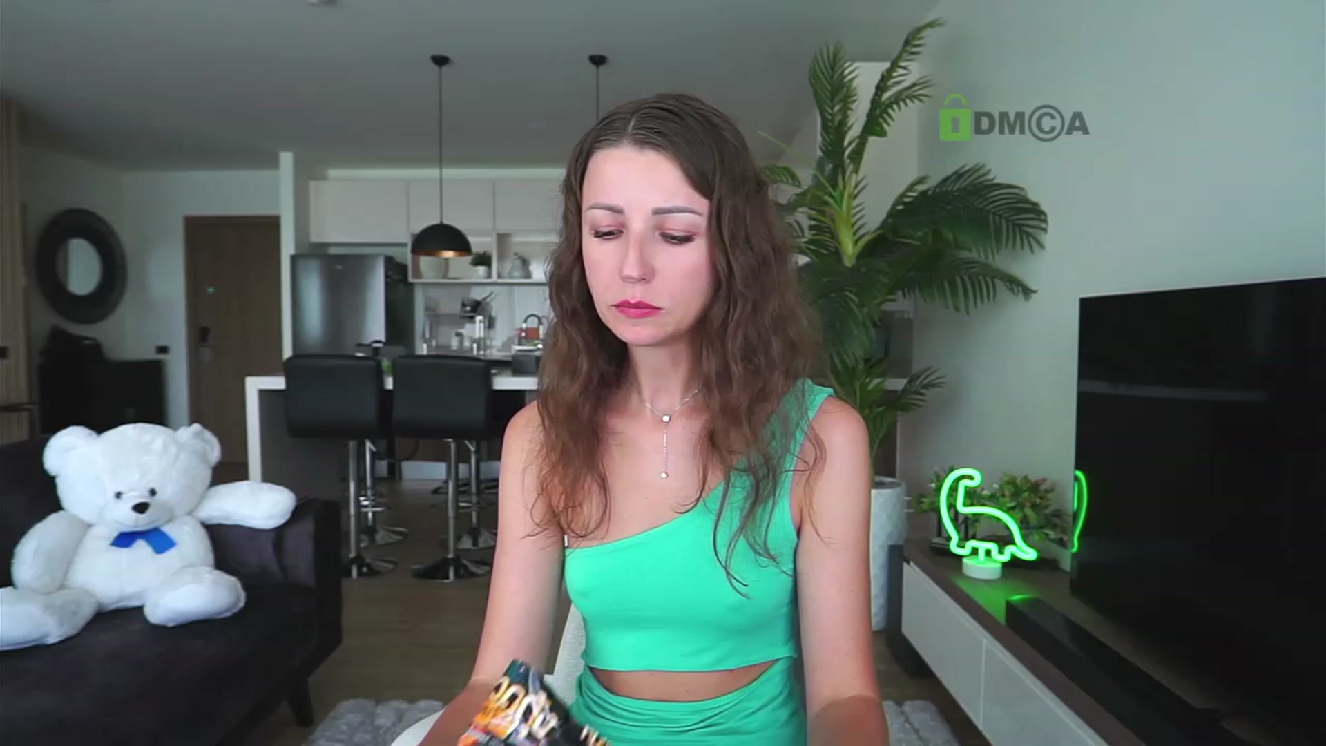 Gallery image thumbnail from Anna_Shine89's myfreecams stream on, 12/10/2022, 09:40 image 3 of 20