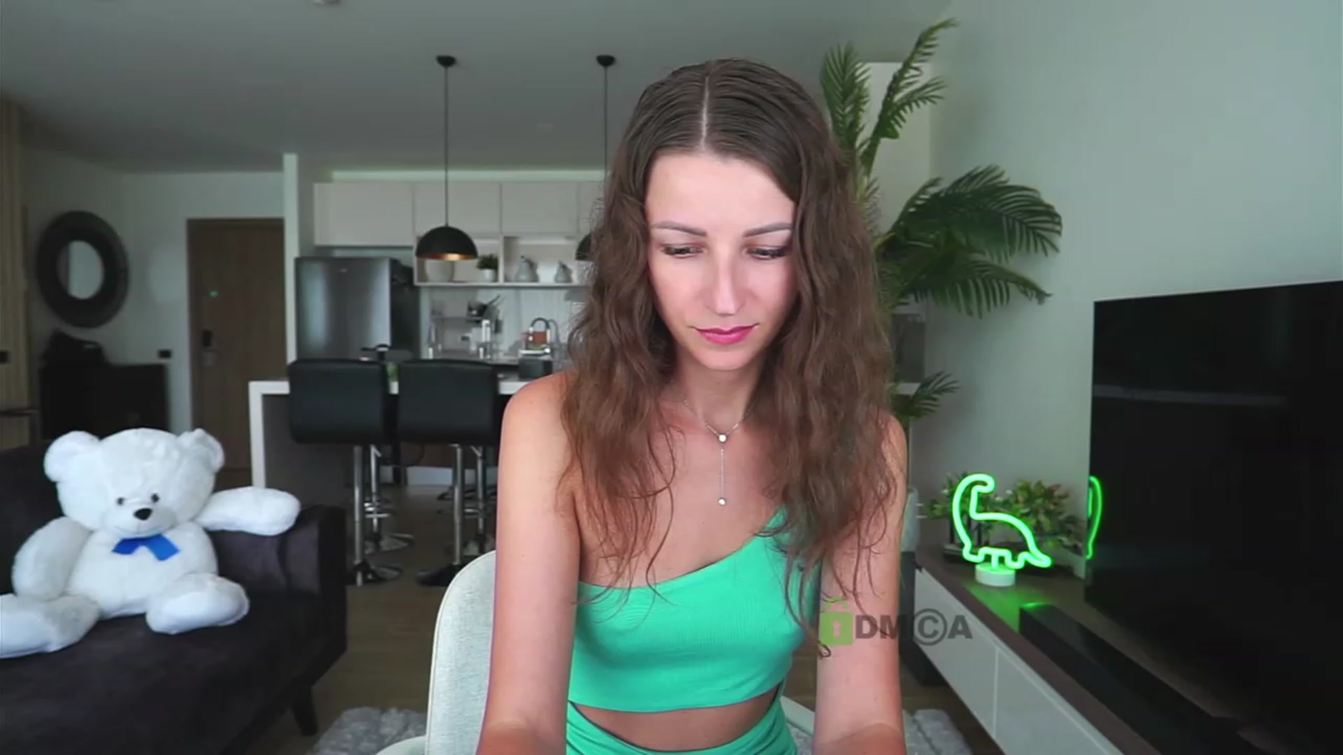 Gallery image thumbnail from Anna_Shine89's myfreecams stream on, 12/10/2022, 09:40 image 7 of 20