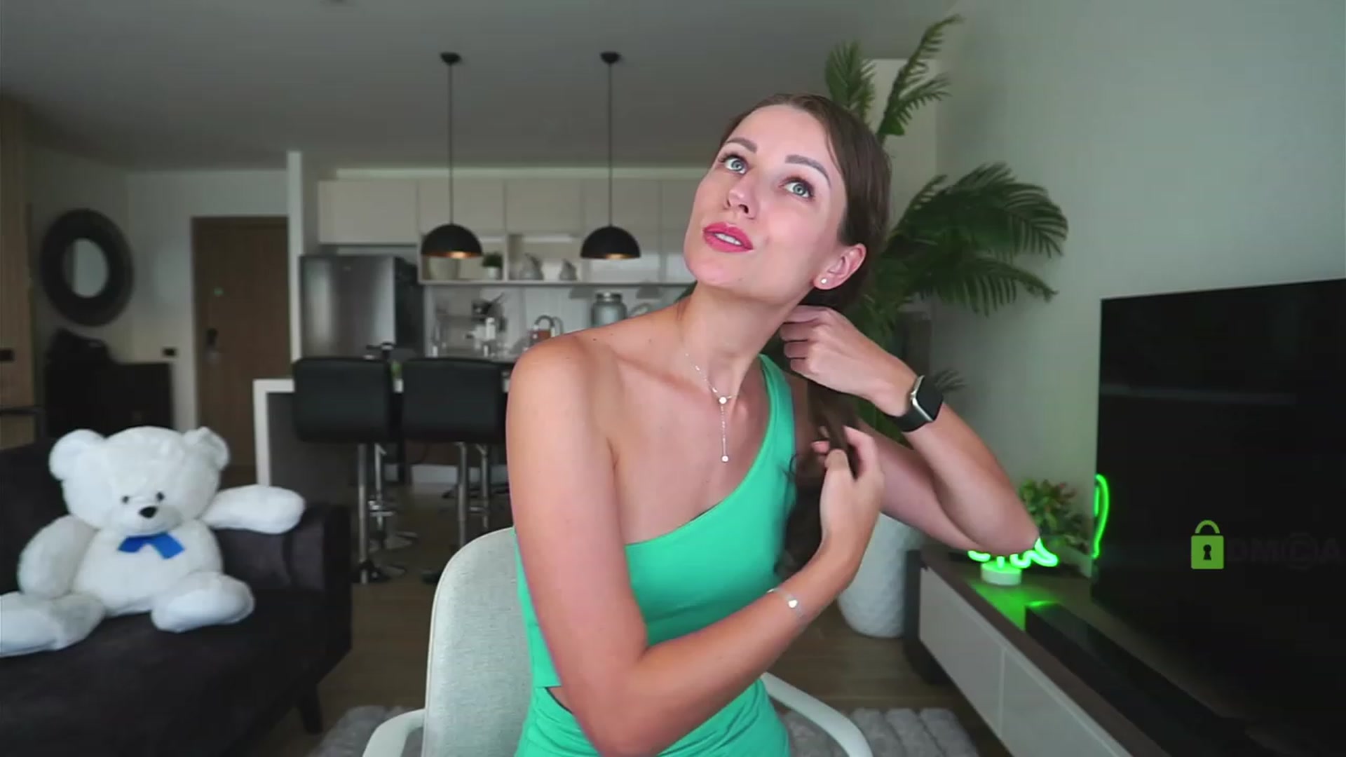Gallery image thumbnail from Anna_Shine89's myfreecams stream on, 12/10/2022, 10:49 image 12 of 20