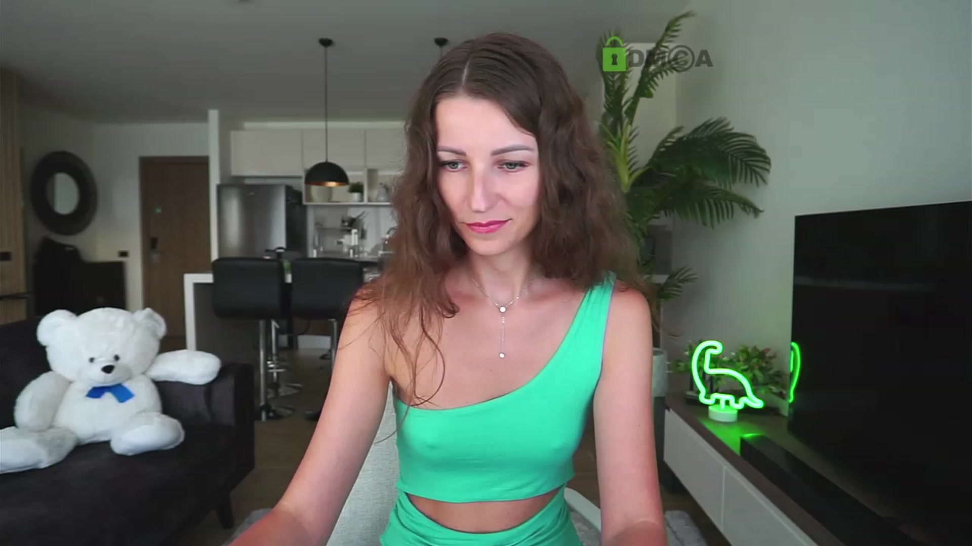 Gallery image thumbnail from Anna_Shine89's myfreecams stream on, 12/10/2022, 10:49 image 13 of 20