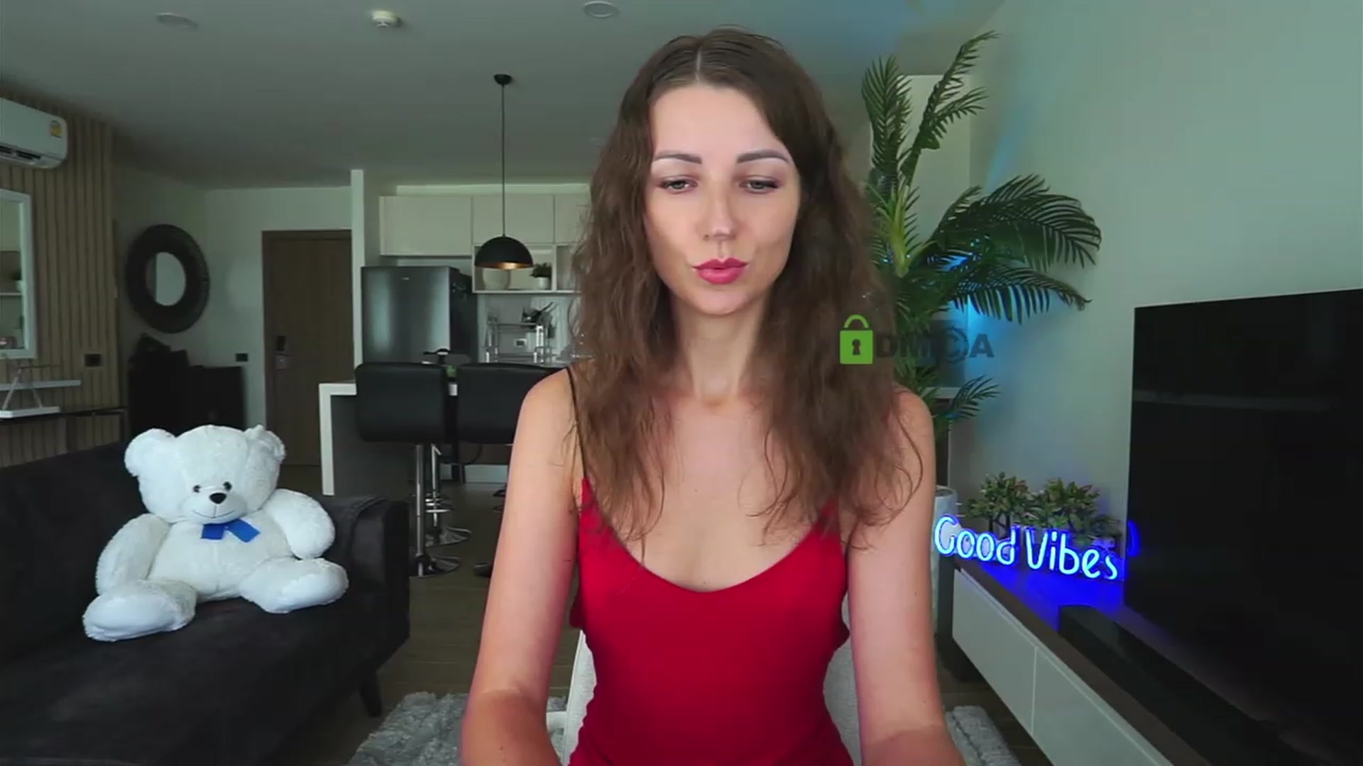 Gallery image thumbnail from Anna_Shine89's myfreecams stream on, 12/11/2022, 03:48 image 14 of 20
