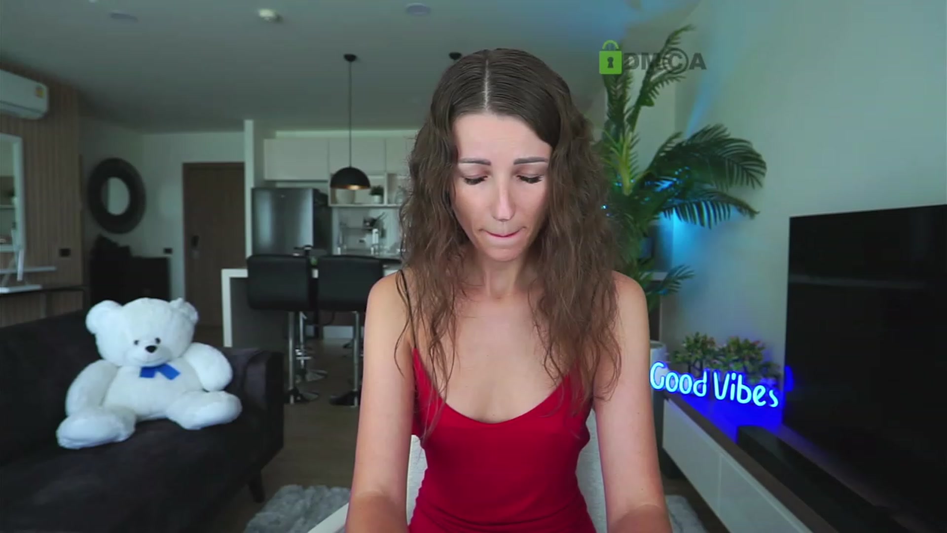 Gallery image thumbnail from Anna_Shine89's myfreecams stream on, 12/11/2022, 03:48 image 5 of 20