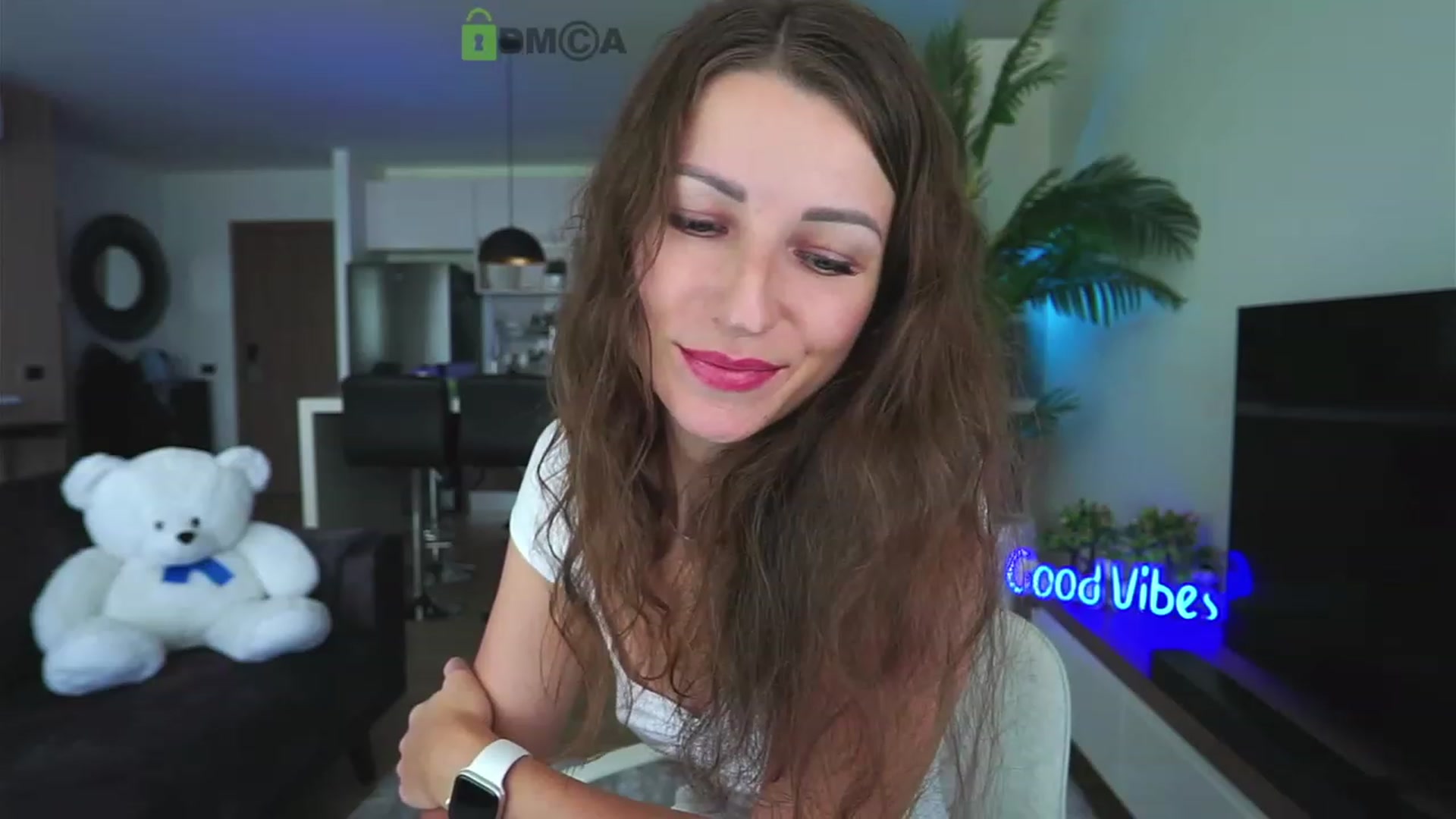 Gallery image thumbnail from Anna_Shine89's myfreecams stream on, 12/12/2022, 03:17 image 9 of 20