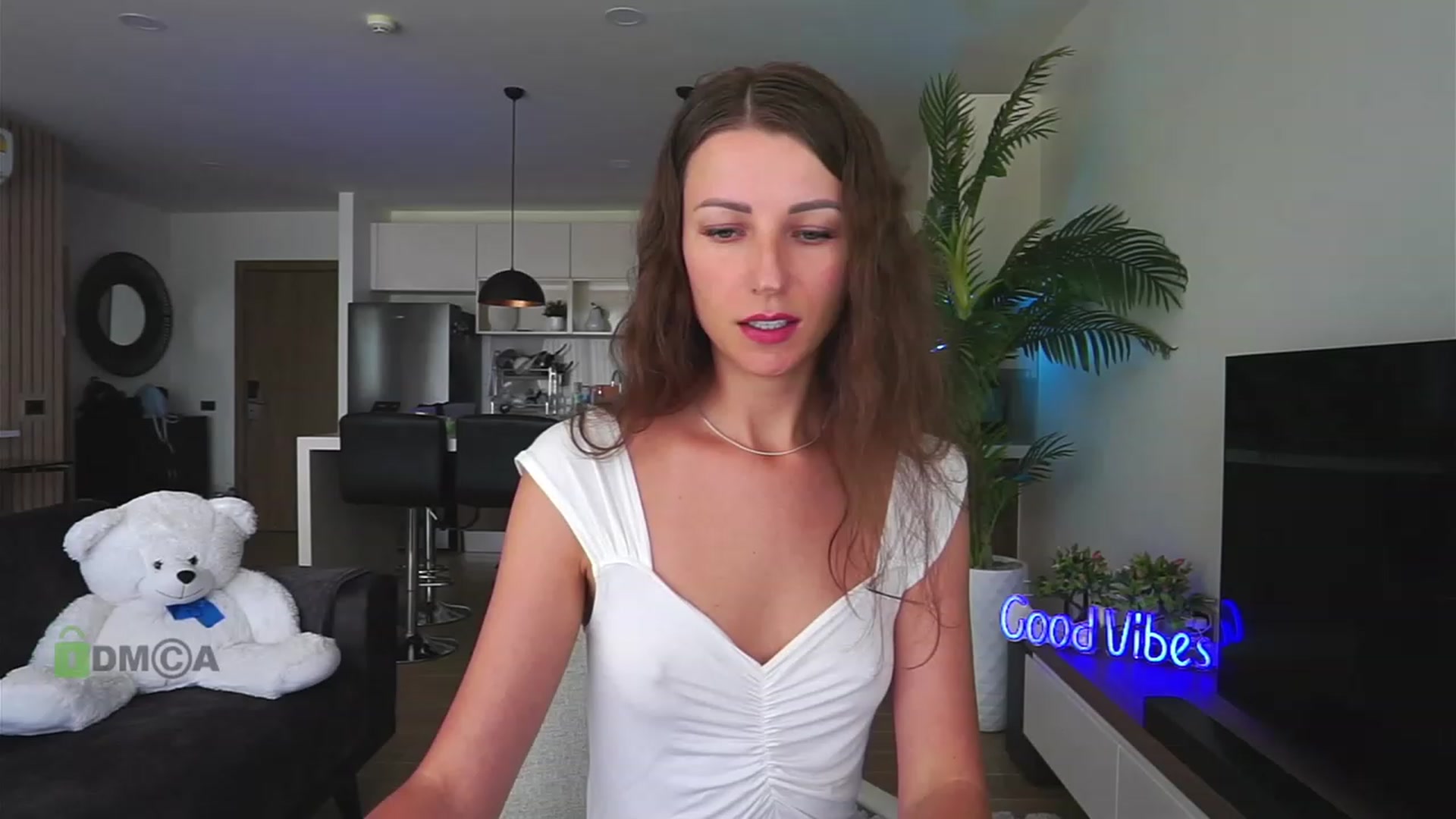 Gallery image thumbnail from Anna_Shine89's myfreecams stream on, 12/12/2022, 06:21 image 1 of 20