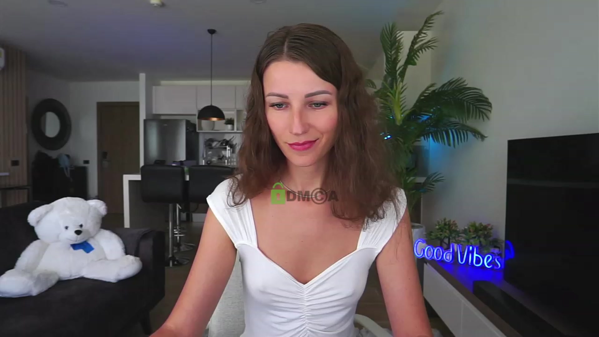 Gallery image thumbnail from Anna_Shine89's myfreecams stream on, 12/12/2022, 06:21 image 5 of 20