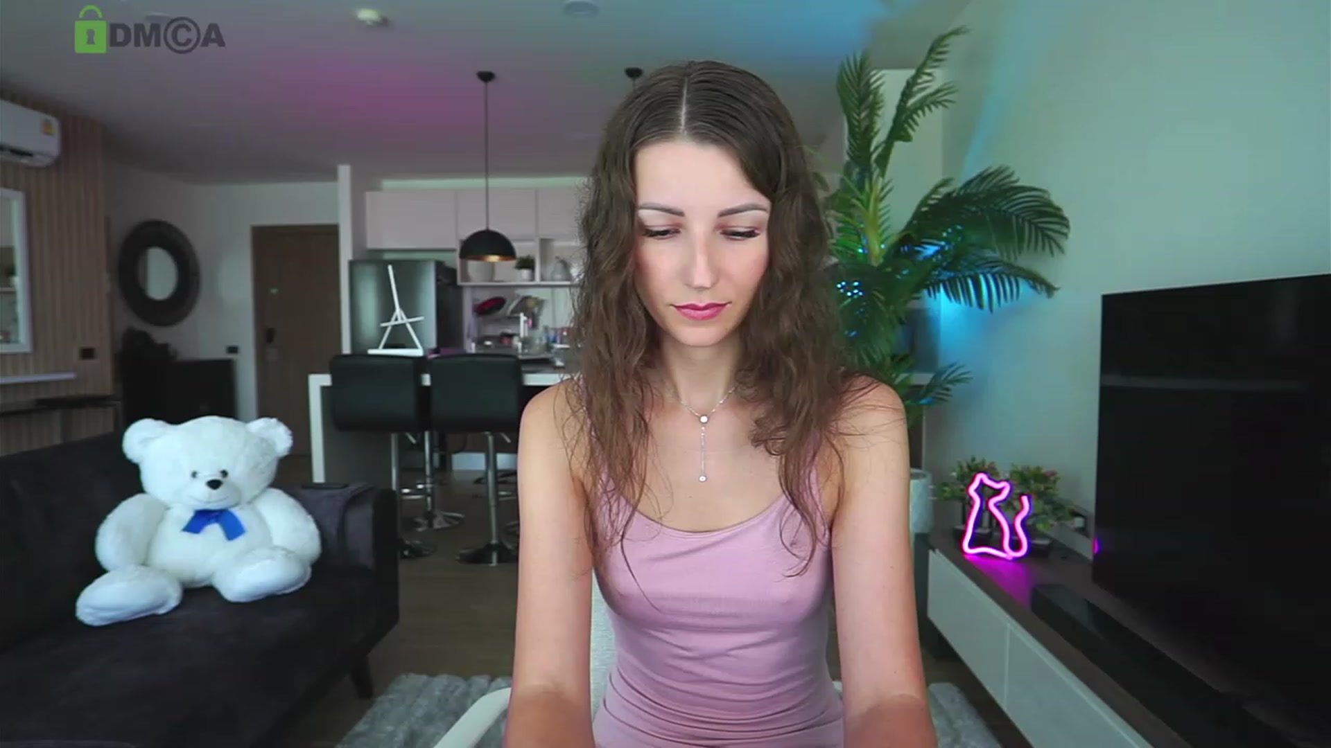Gallery image thumbnail from Anna_Shine89's myfreecams stream on, 12/20/2022, 01:29 image 12 of 20
