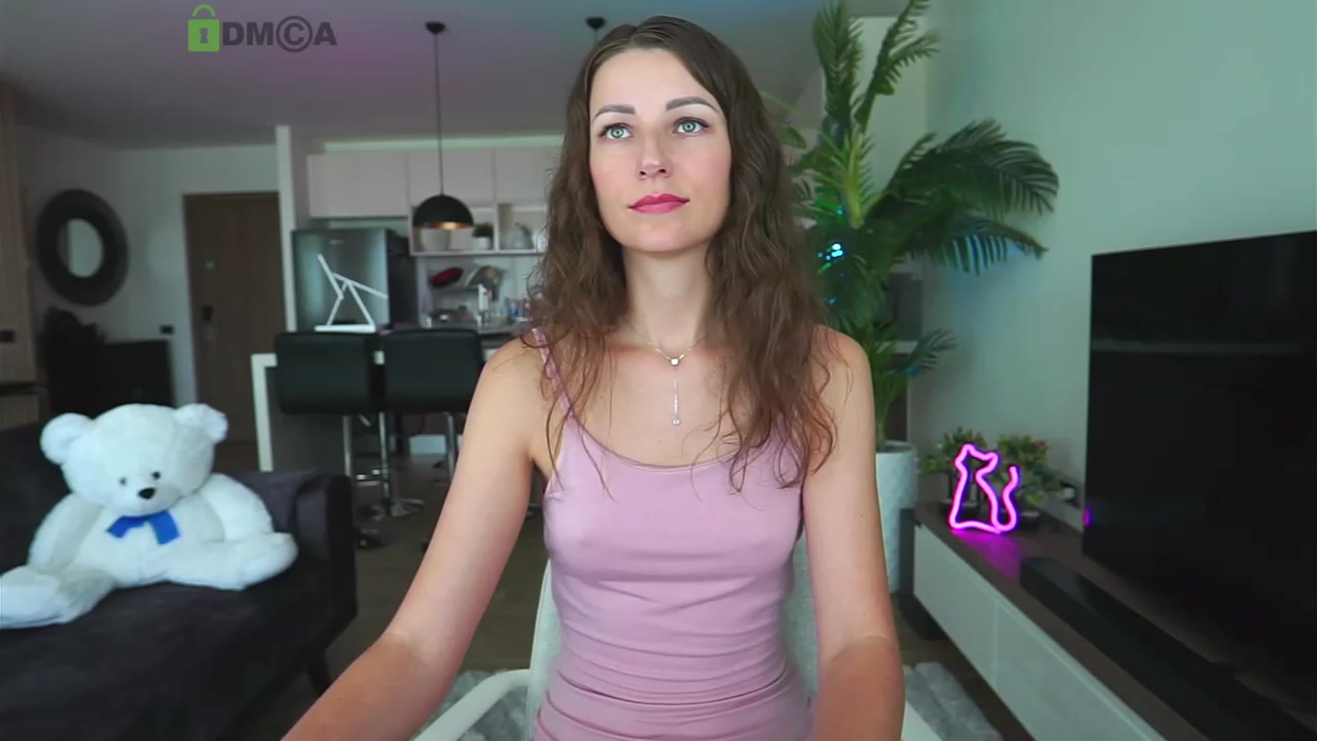 Gallery image thumbnail from Anna_Shine89's myfreecams stream on, 12/20/2022, 05:05 image 8 of 20