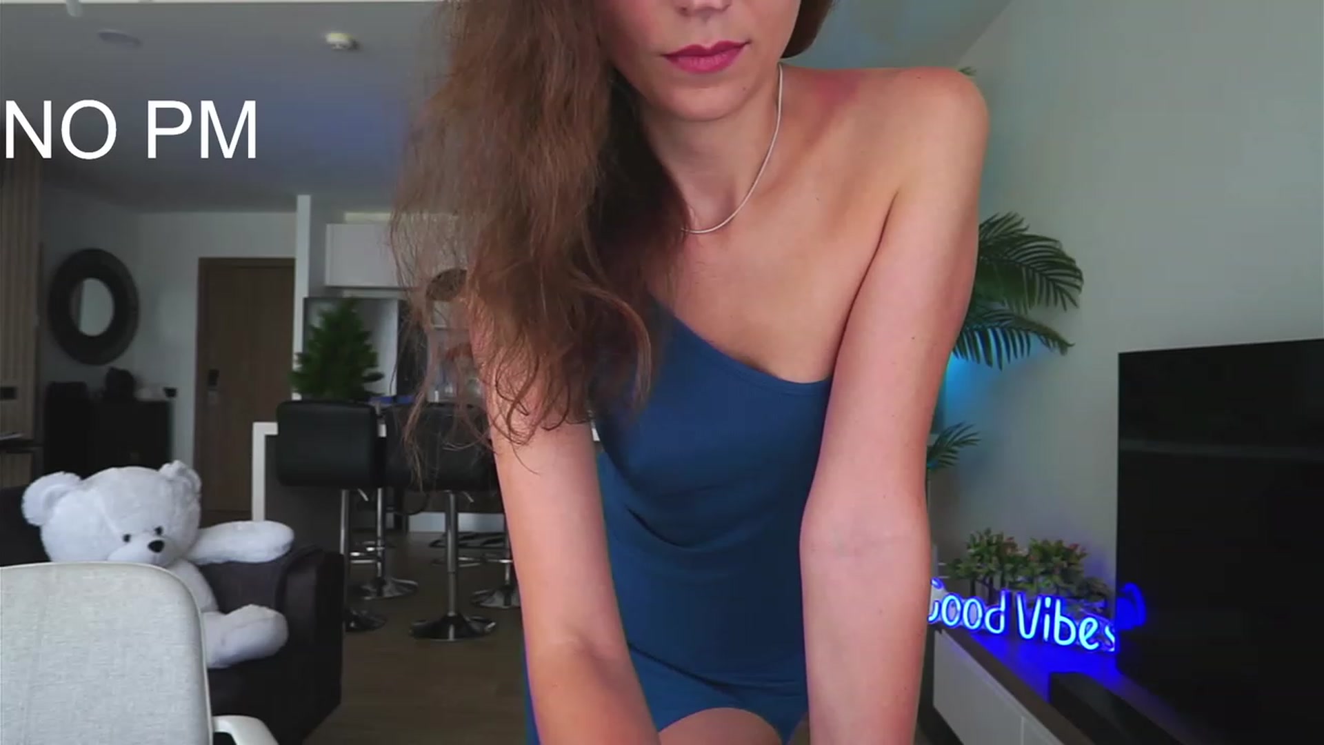 Gallery image thumbnail from Anna_Shine89's myfreecams stream on, 12/26/2022, 07:24 image 12 of 20