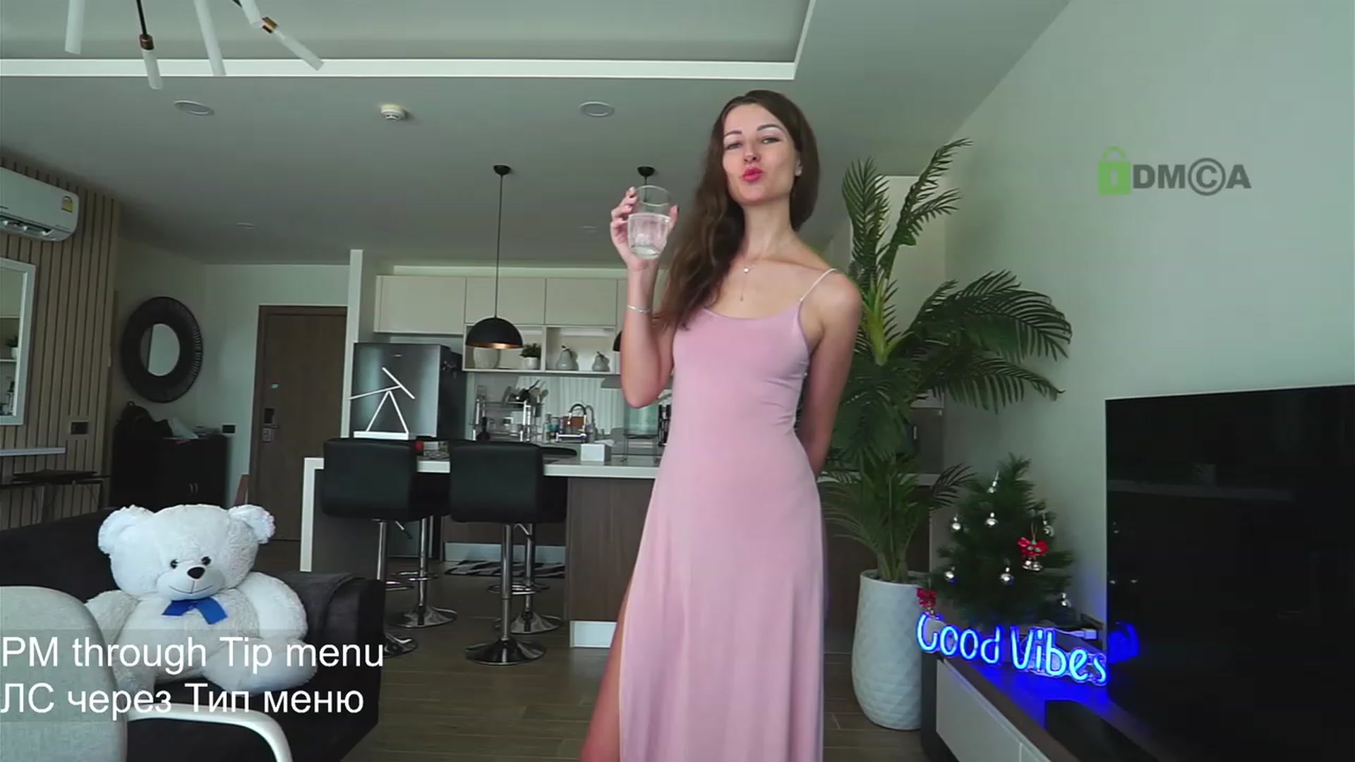 Gallery image thumbnail from Anna_Shine89's myfreecams stream on, 01/06/2023, 08:16 image 8 of 20