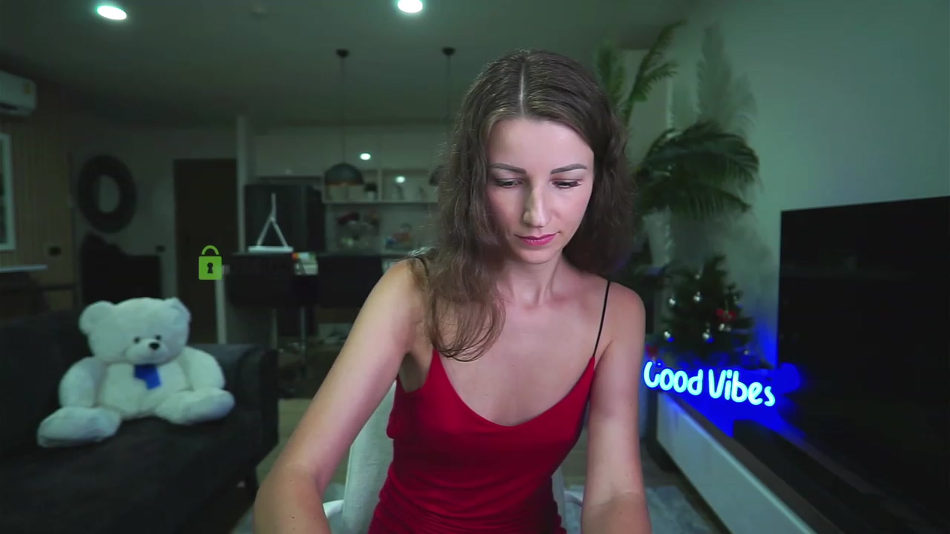 Gallery image thumbnail from Anna_Shine89's myfreecams stream on, 01/08/2023, 12:17 image 18 of 20