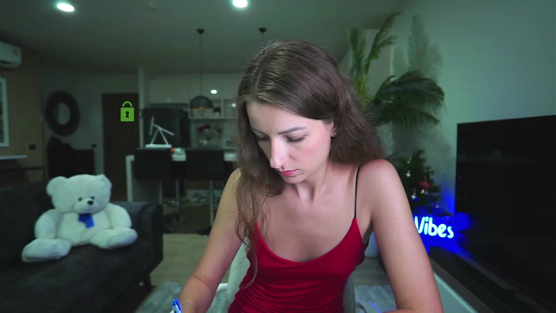 Gallery image thumbnail from Anna_Shine89's myfreecams stream on, 01/08/2023, 12:17 image 9 of 20
