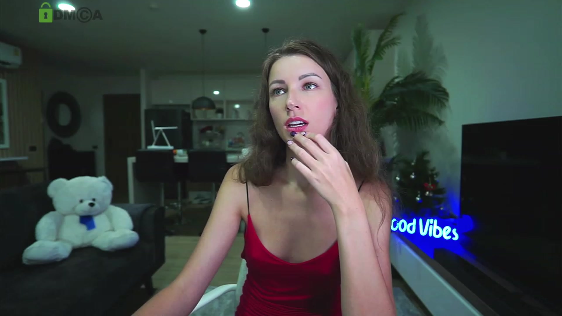 Gallery image thumbnail from Anna_Shine89's myfreecams stream on, 01/08/2023, 12:17 image 15 of 20