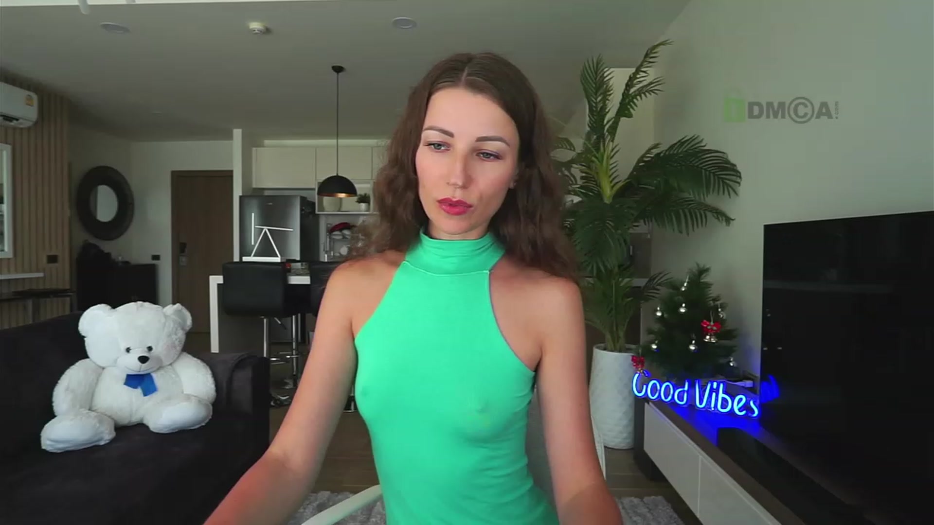 Gallery image thumbnail from Anna_Shine89's myfreecams stream on, 01/10/2023, 09:18 image 14 of 20