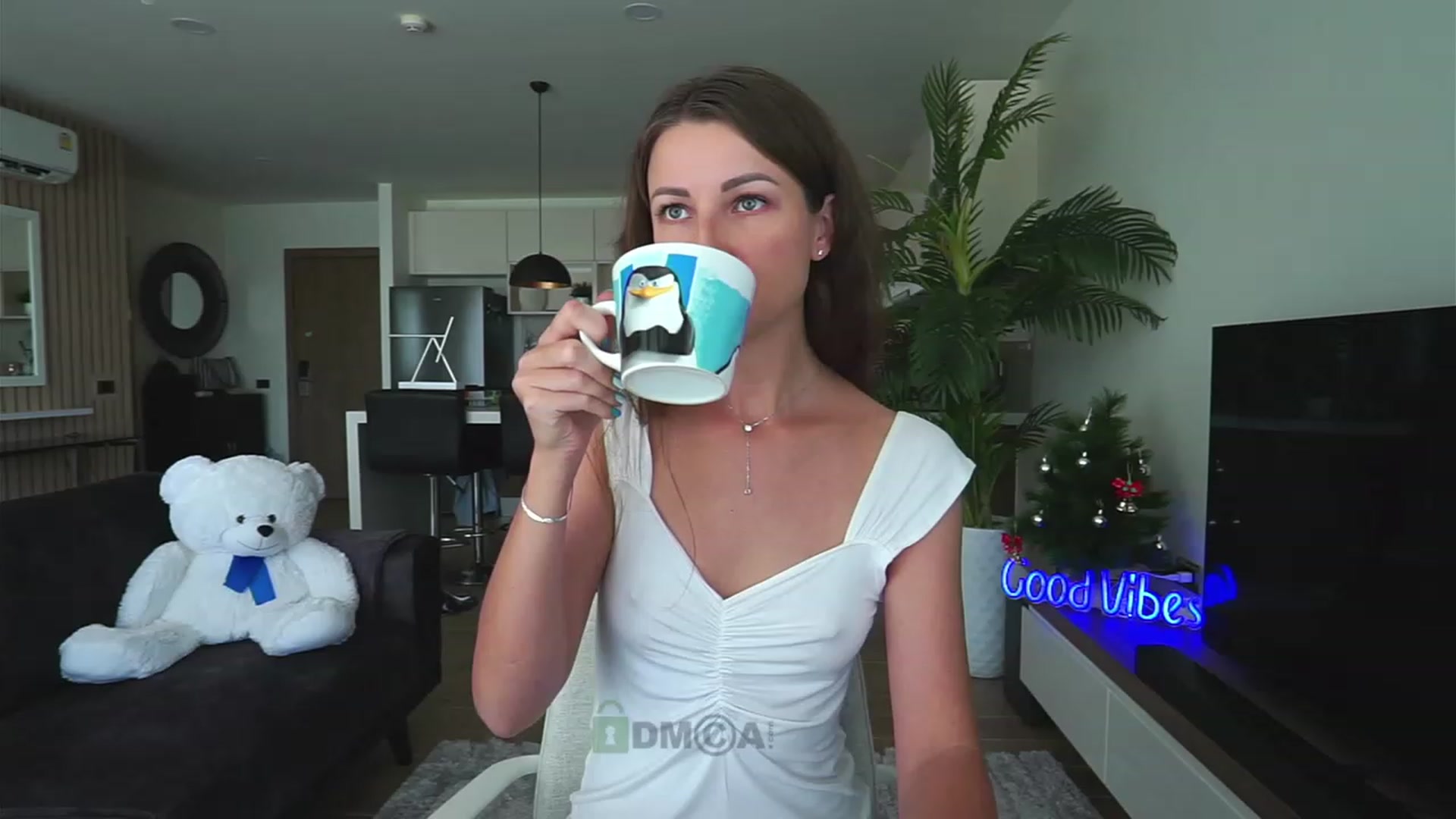 Gallery image thumbnail from Anna_Shine89's myfreecams stream on, 01/12/2023, 07:51 image 3 of 20