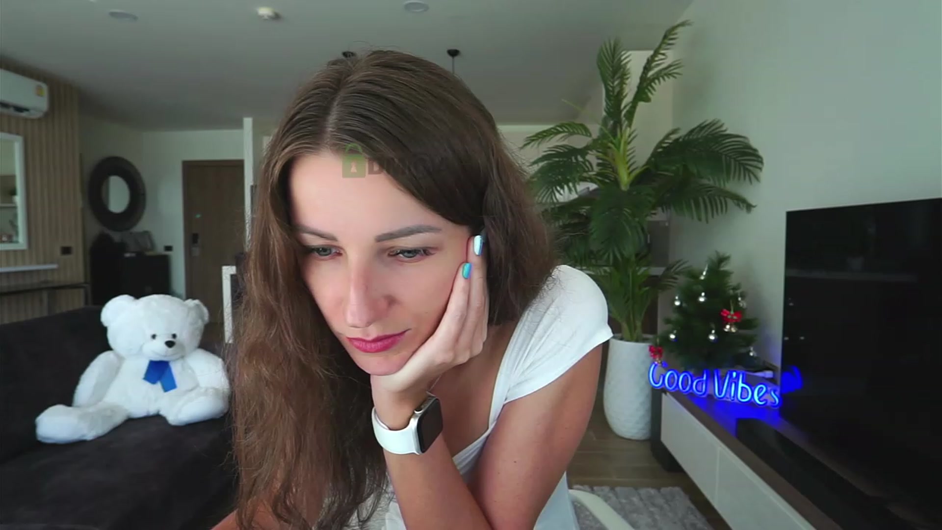 Gallery image thumbnail from Anna_Shine89's myfreecams stream on, 01/12/2023, 07:51 image 18 of 20