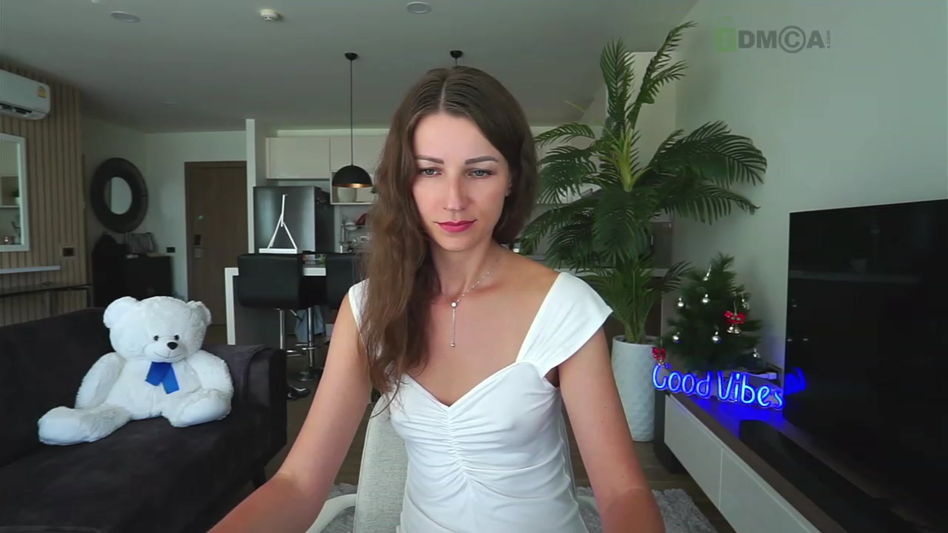 Gallery image thumbnail from Anna_Shine89's myfreecams stream on, 01/12/2023, 07:51 image 15 of 20