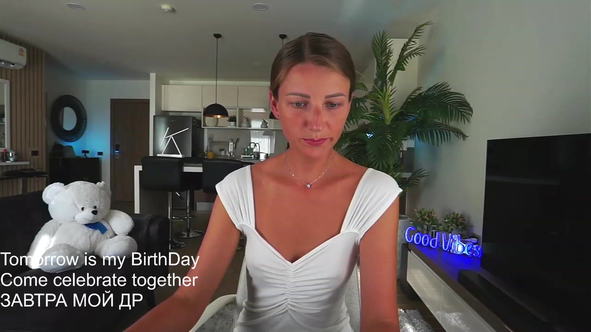 Gallery image thumbnail from Anna_Shine89's myfreecams stream on, 03/25/2023, 10:56 image 2 of 20
