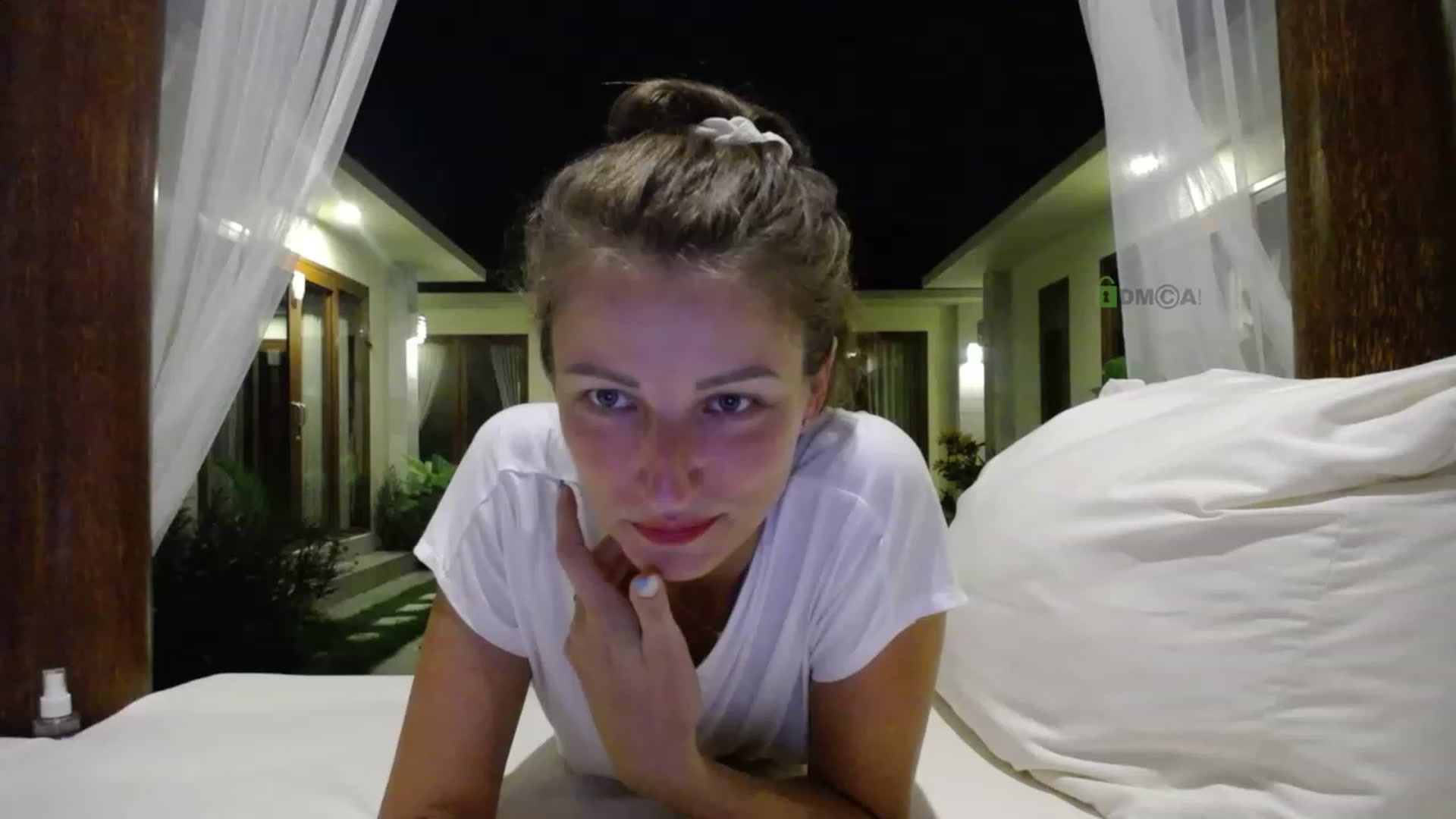 Gallery image thumbnail from Anna_Shine89's myfreecams stream on, 05/01/2023, 14:05 image 5 of 20