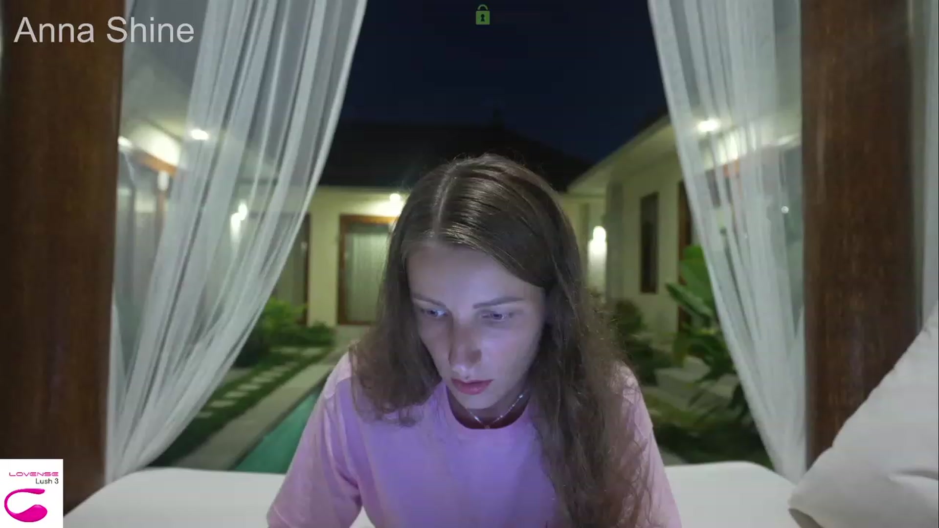 Gallery image thumbnail from Anna_Shine89's myfreecams stream on, 05/04/2023, 13:25 image 15 of 20