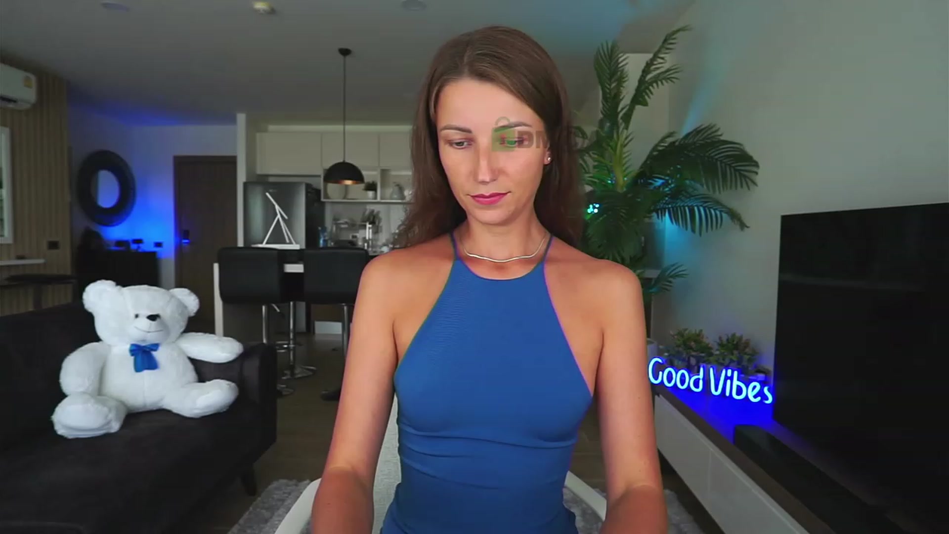 Gallery image thumbnail from Anna_Shine89's myfreecams stream on, 05/19/2023, 11:12 image 4 of 20