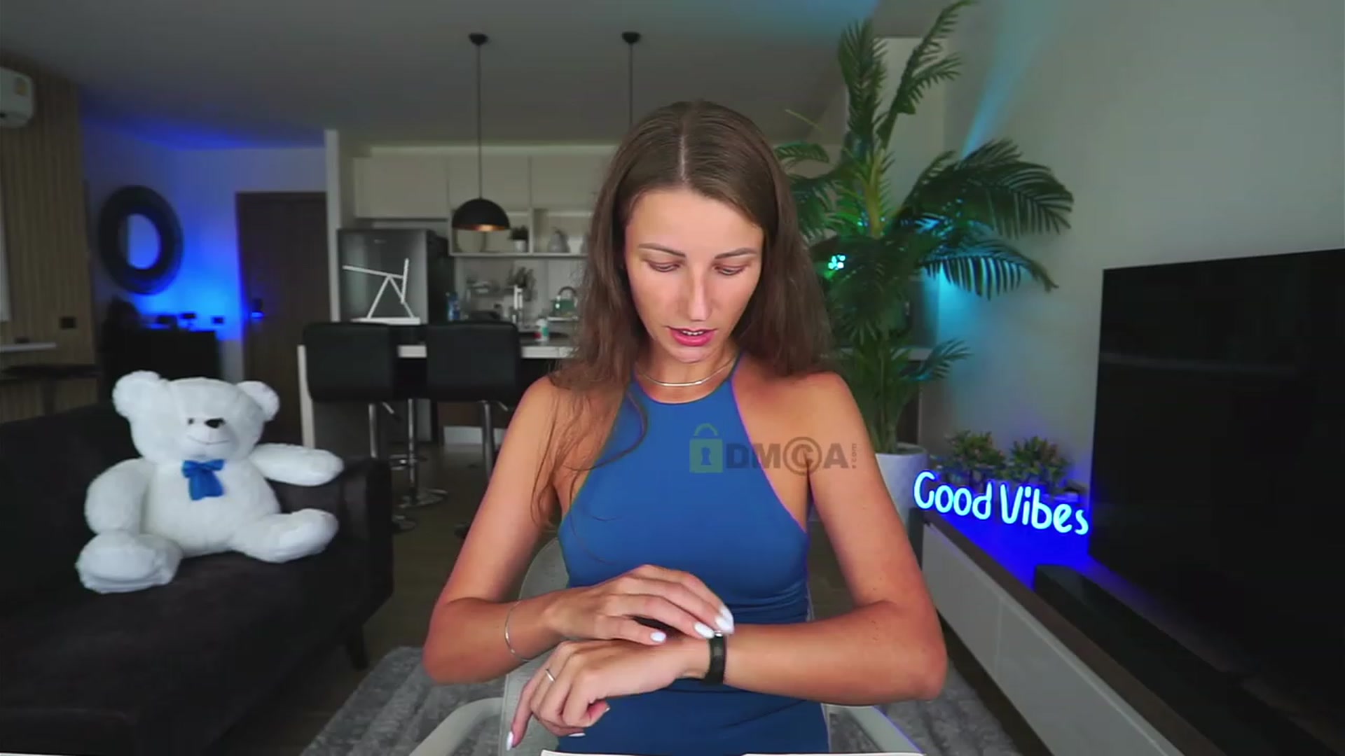 Gallery image thumbnail from Anna_Shine89's myfreecams stream on, 05/19/2023, 11:12 image 11 of 20