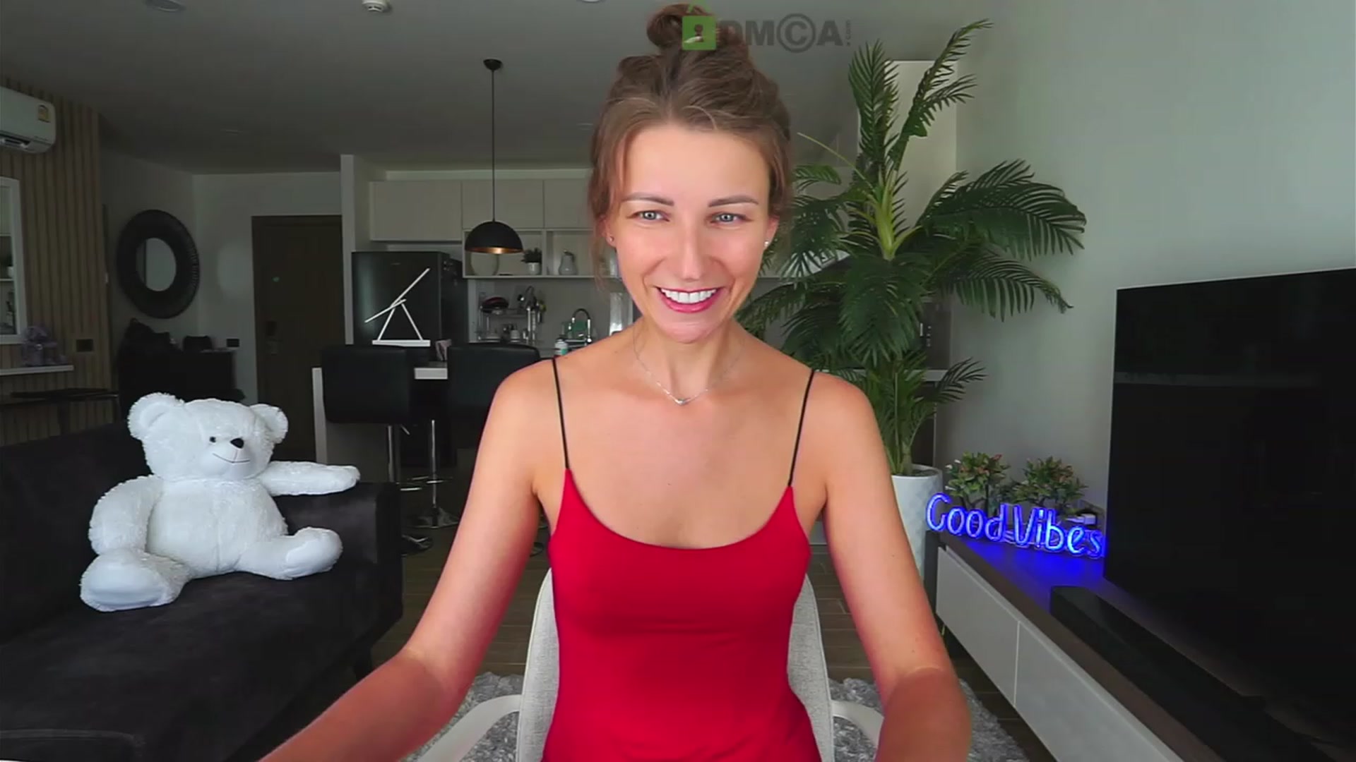 Gallery image thumbnail from Anna_Shine89's myfreecams stream on, 06/04/2023, 09:57 image 3 of 20