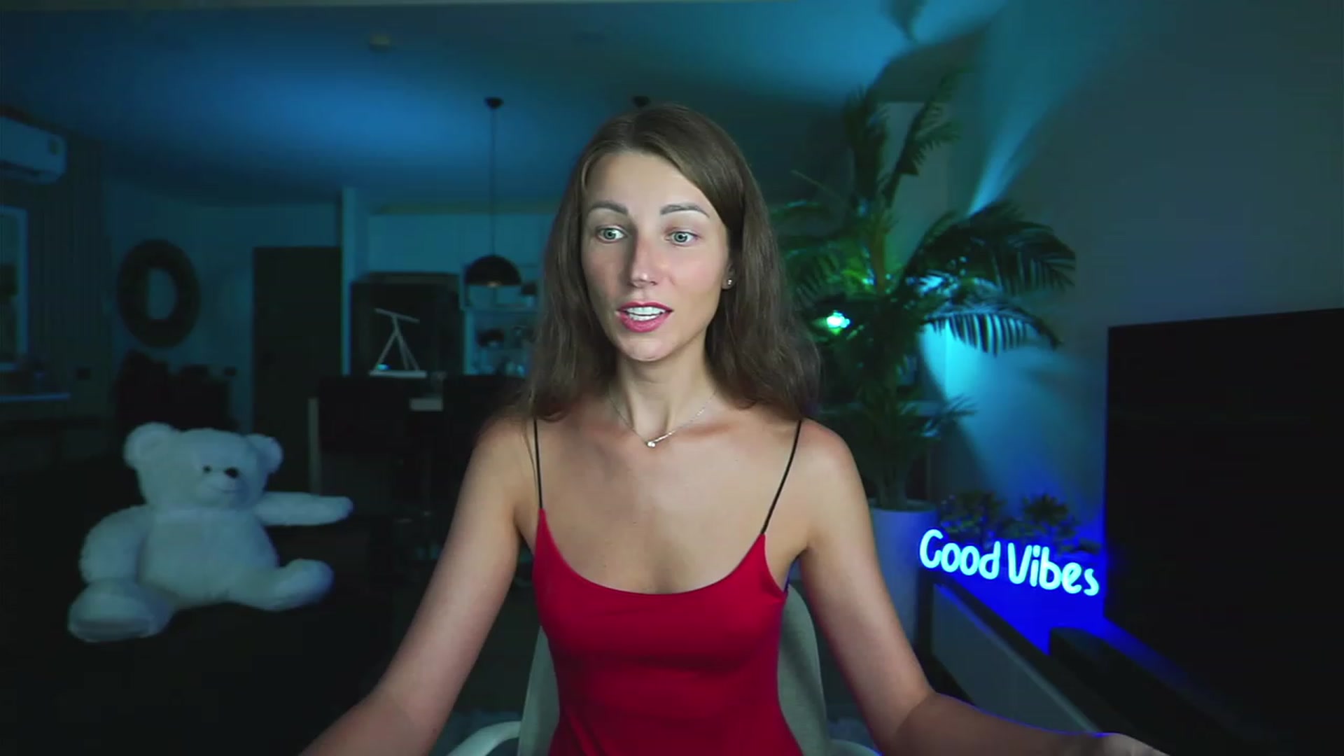 Gallery image thumbnail from Anna_Shine89's myfreecams stream on, 06/04/2023, 11:55 image 3 of 20