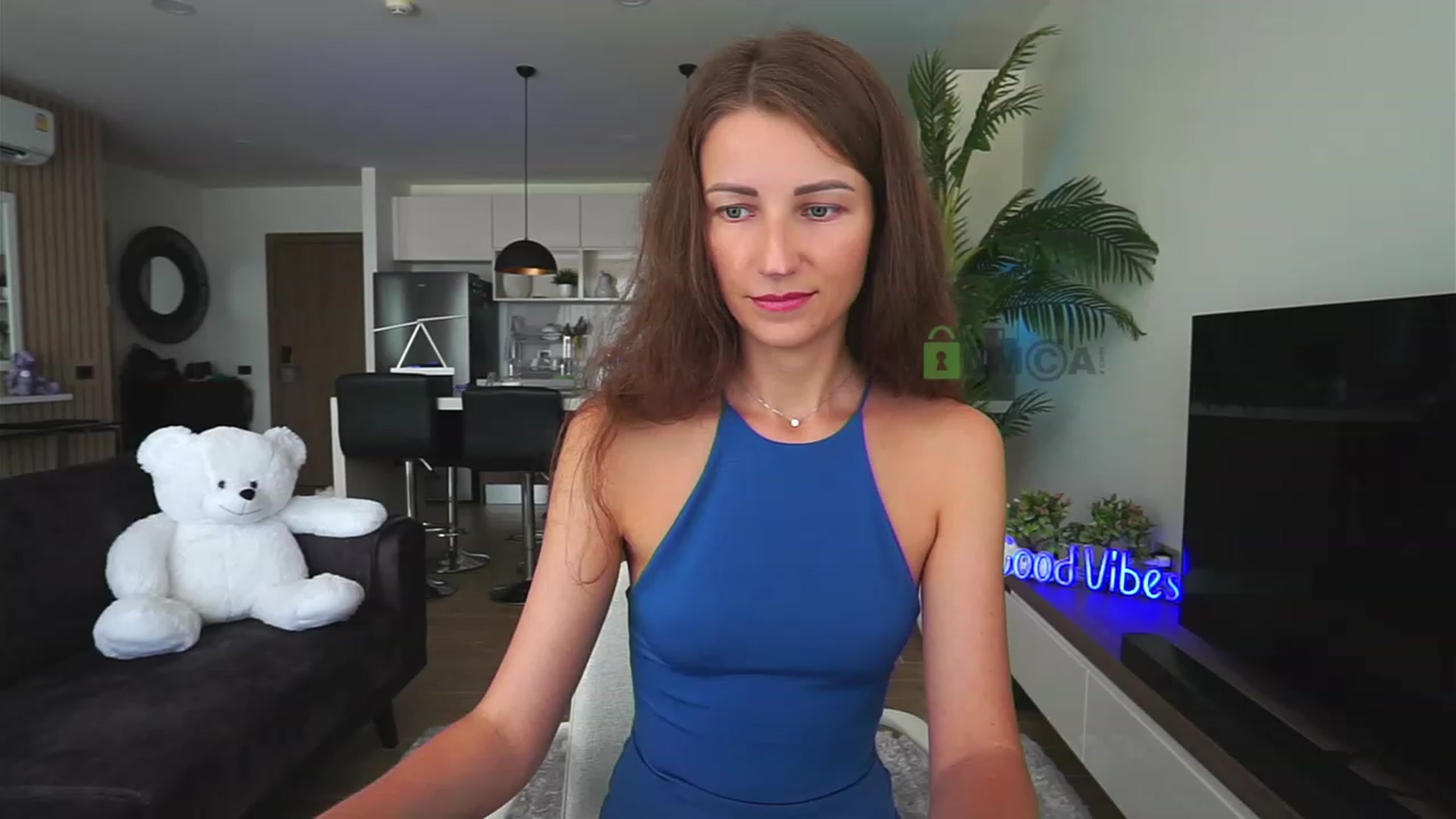 Gallery image thumbnail from Anna_Shine89's myfreecams stream on, 07/02/2023, 09:06 image 12 of 20