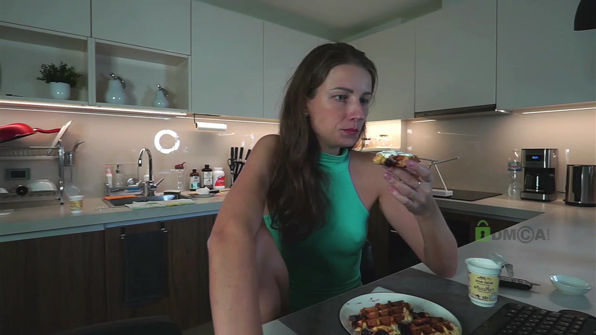 Gallery image thumbnail from Anna_Shine89's myfreecams stream on, 07/15/2023, 12:42 image 11 of 20
