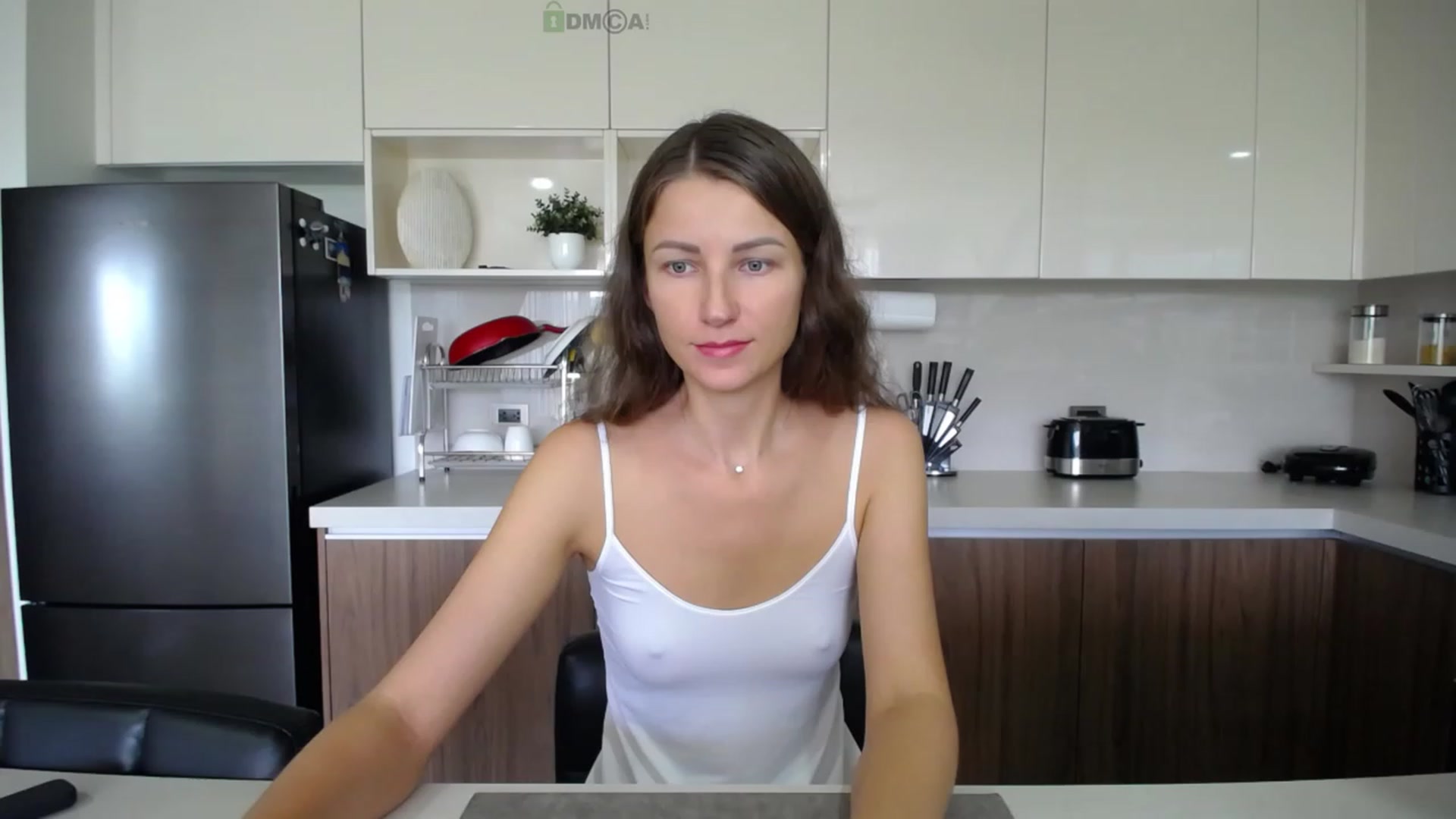 Gallery image thumbnail from Anna_Shine89's myfreecams stream on, 09/18/2023, 08:14 image 14 of 20