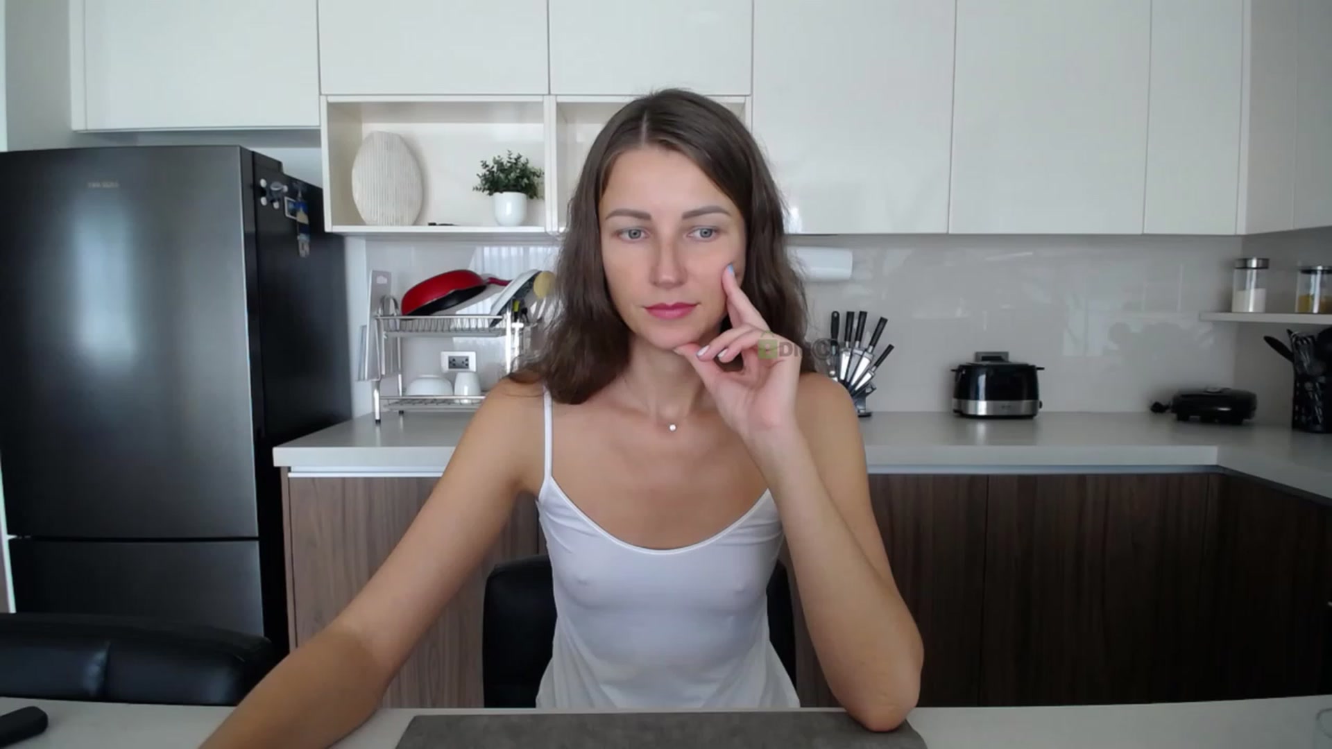 Gallery image thumbnail from Anna_Shine89's myfreecams stream on, 09/18/2023, 09:36 image 3 of 20