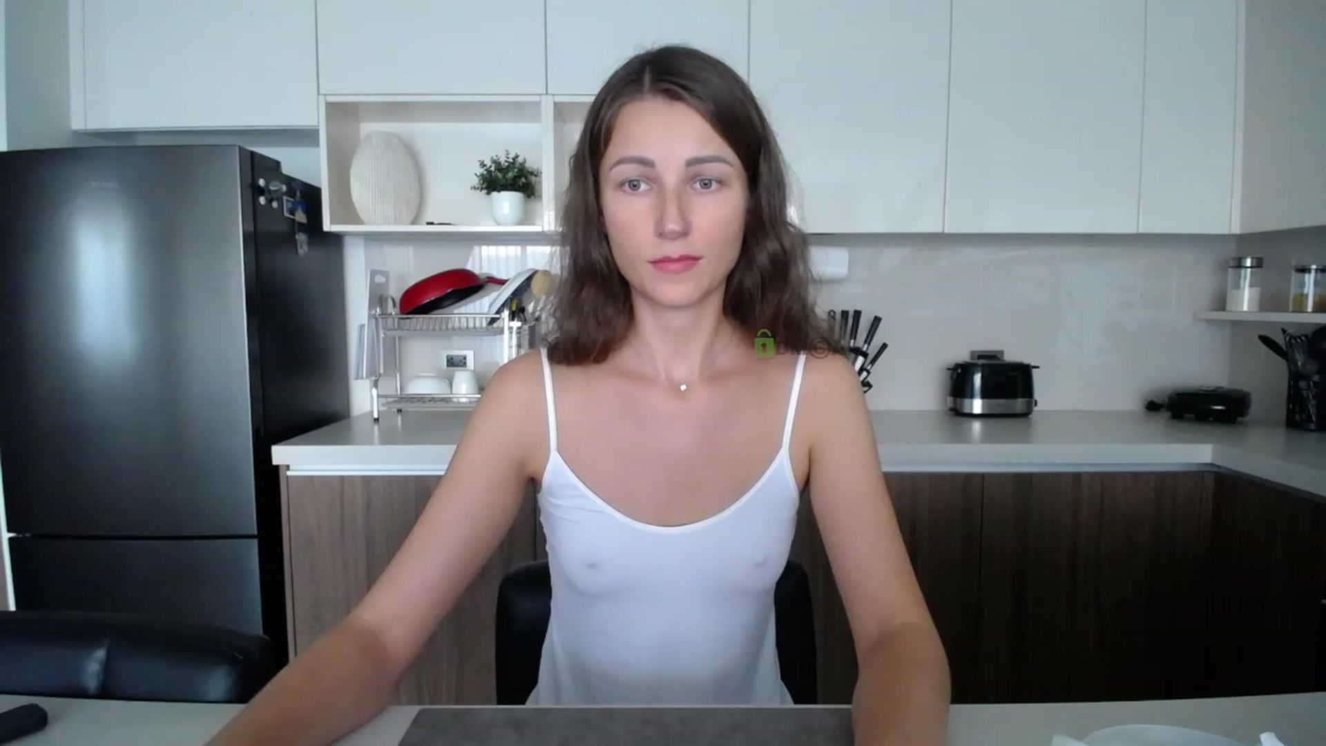 Gallery image thumbnail from Anna_Shine89's myfreecams stream on, 09/18/2023, 10:25 image 19 of 20