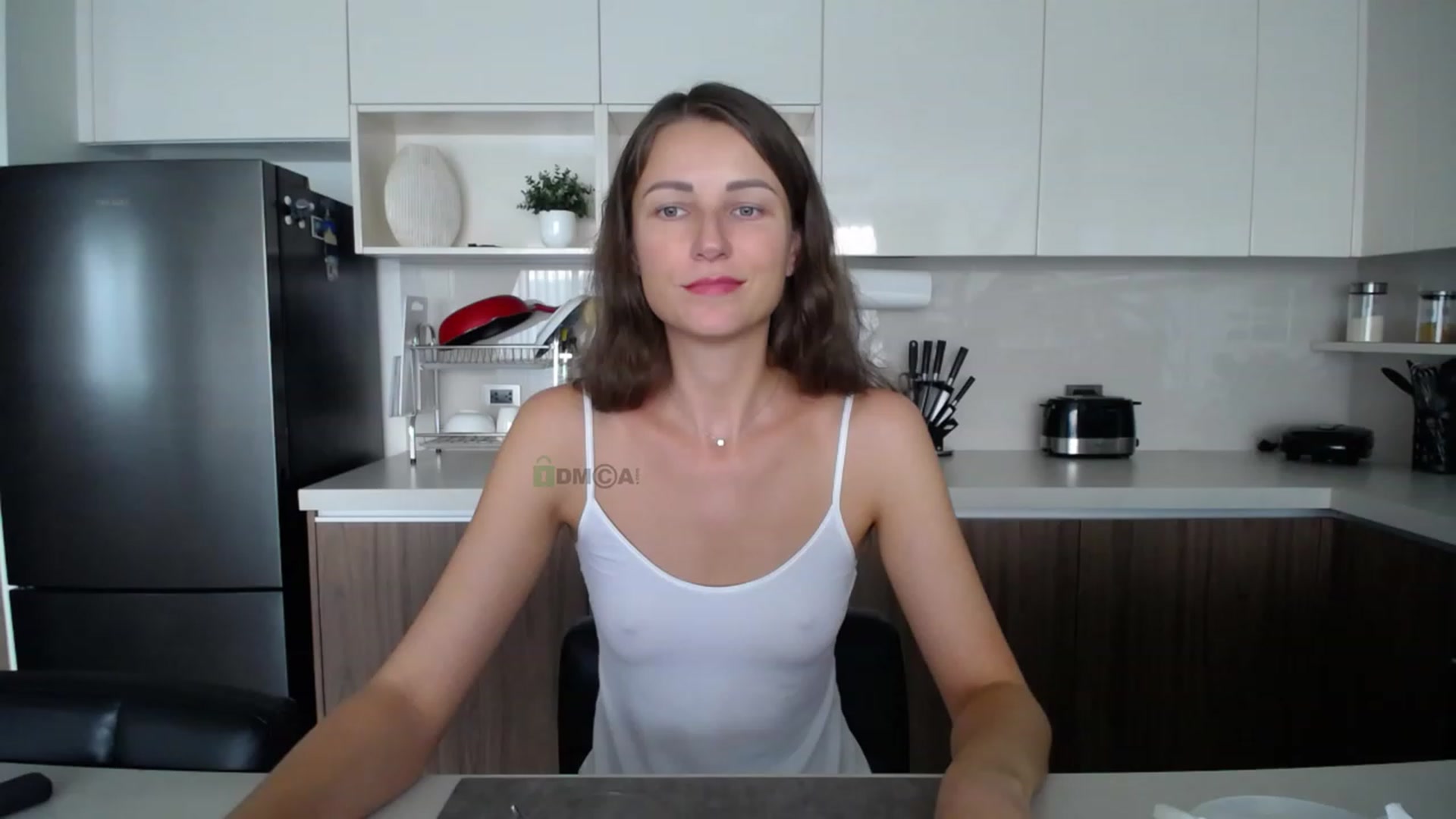 Gallery image thumbnail from Anna_Shine89's myfreecams stream on, 09/18/2023, 10:25 image 15 of 20