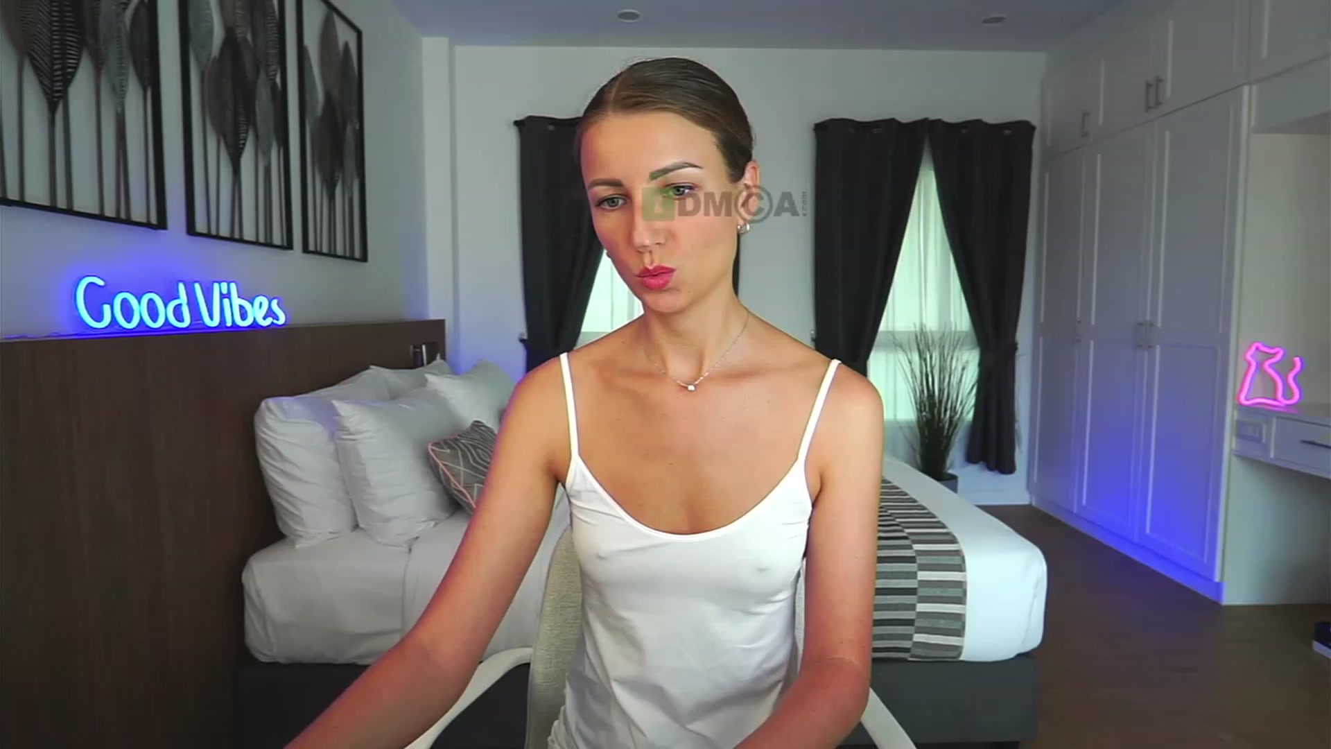 Gallery image thumbnail from Anna_Shine89's myfreecams stream on, 01/24/2024, 11:03 image 3 of 20