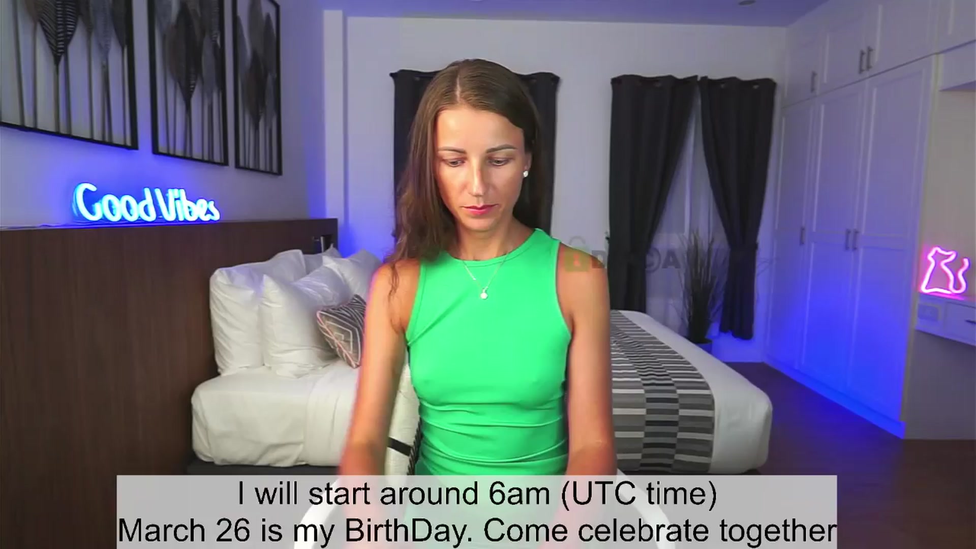 Gallery image thumbnail from Anna_Shine89's myfreecams stream on, 03/25/2024, 15:12 image 12 of 20