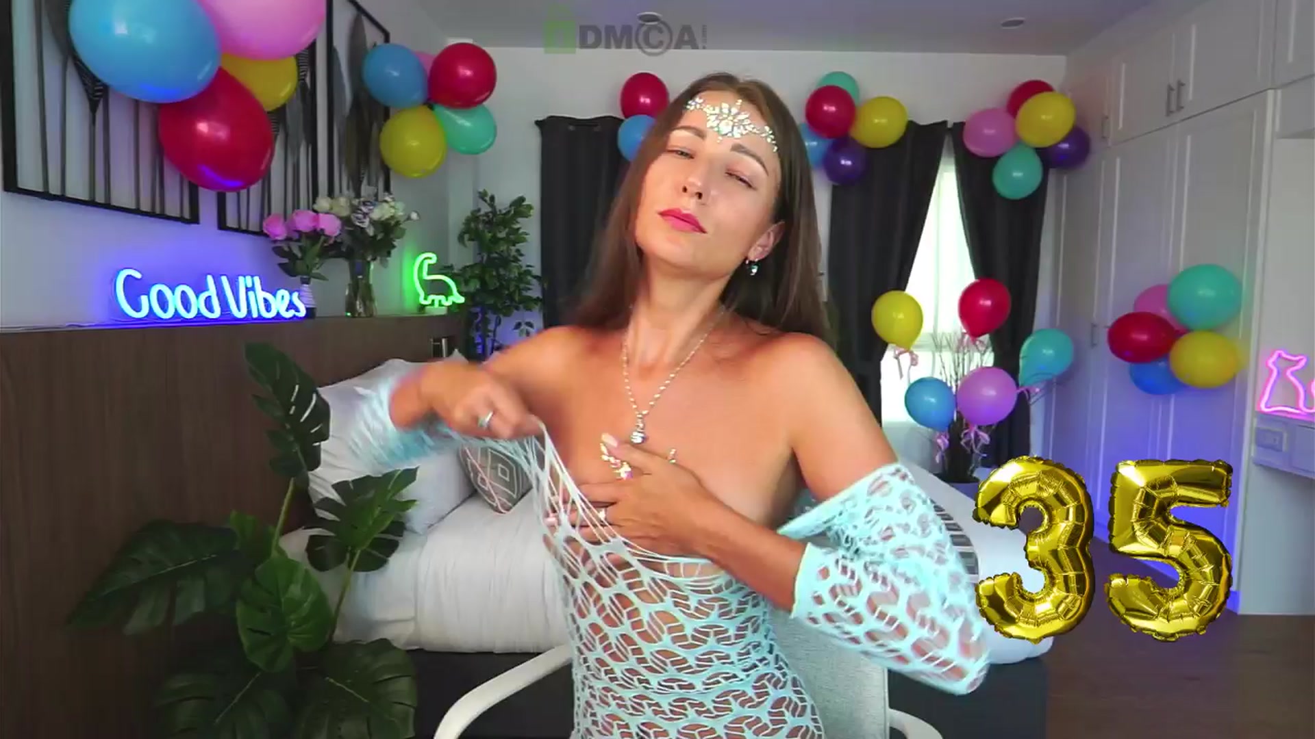 Gallery image thumbnail from Anna_Shine89's myfreecams stream on, 03/26/2024, 09:46 image 1 of 20