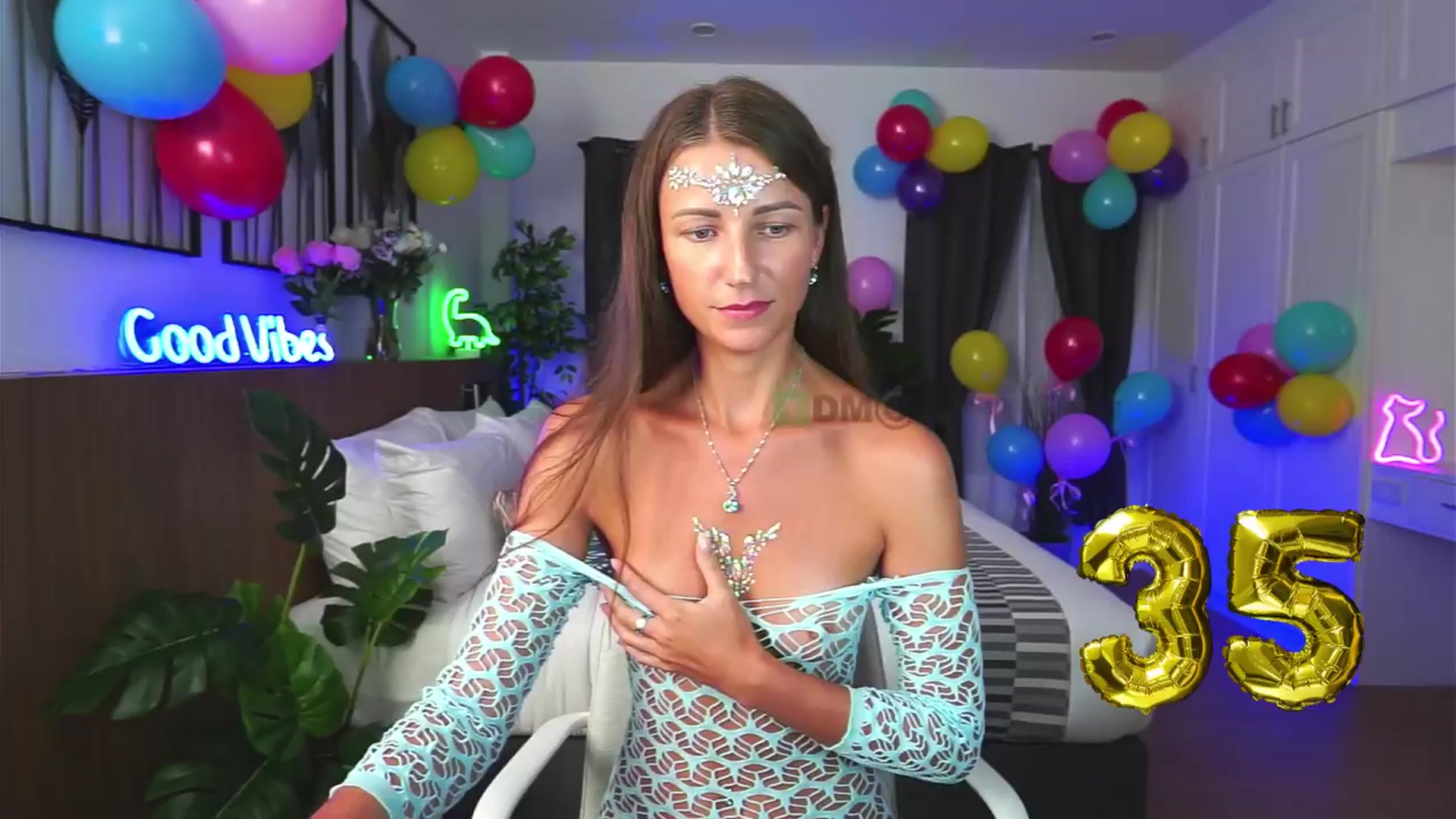 Gallery image thumbnail from Anna_Shine89's myfreecams stream on, 03/26/2024, 15:00 image 18 of 20