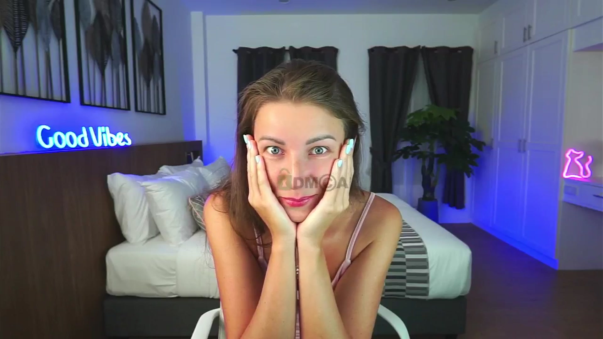 Gallery image thumbnail from Anna_Shine89's myfreecams stream on, 06/05/2024, 15:13 image 3 of 20