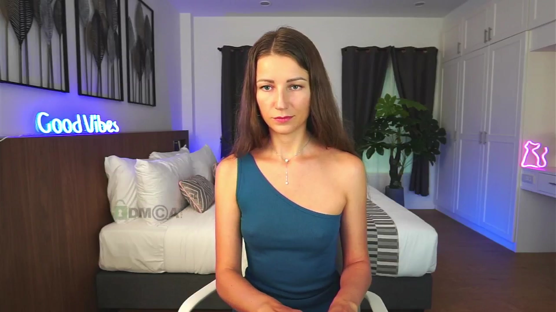 Gallery image thumbnail from Anna_Shine89's myfreecams stream on, 07/12/2024, 11:17 image 13 of 20