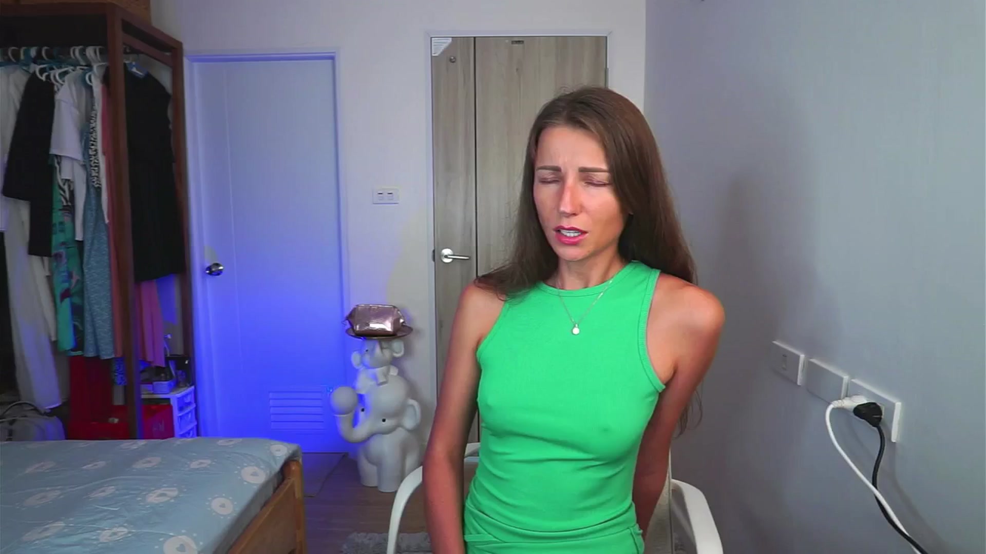 Gallery image thumbnail from Anna_Shine89's myfreecams stream on, 08/03/2024, 07:44 image 7 of 20