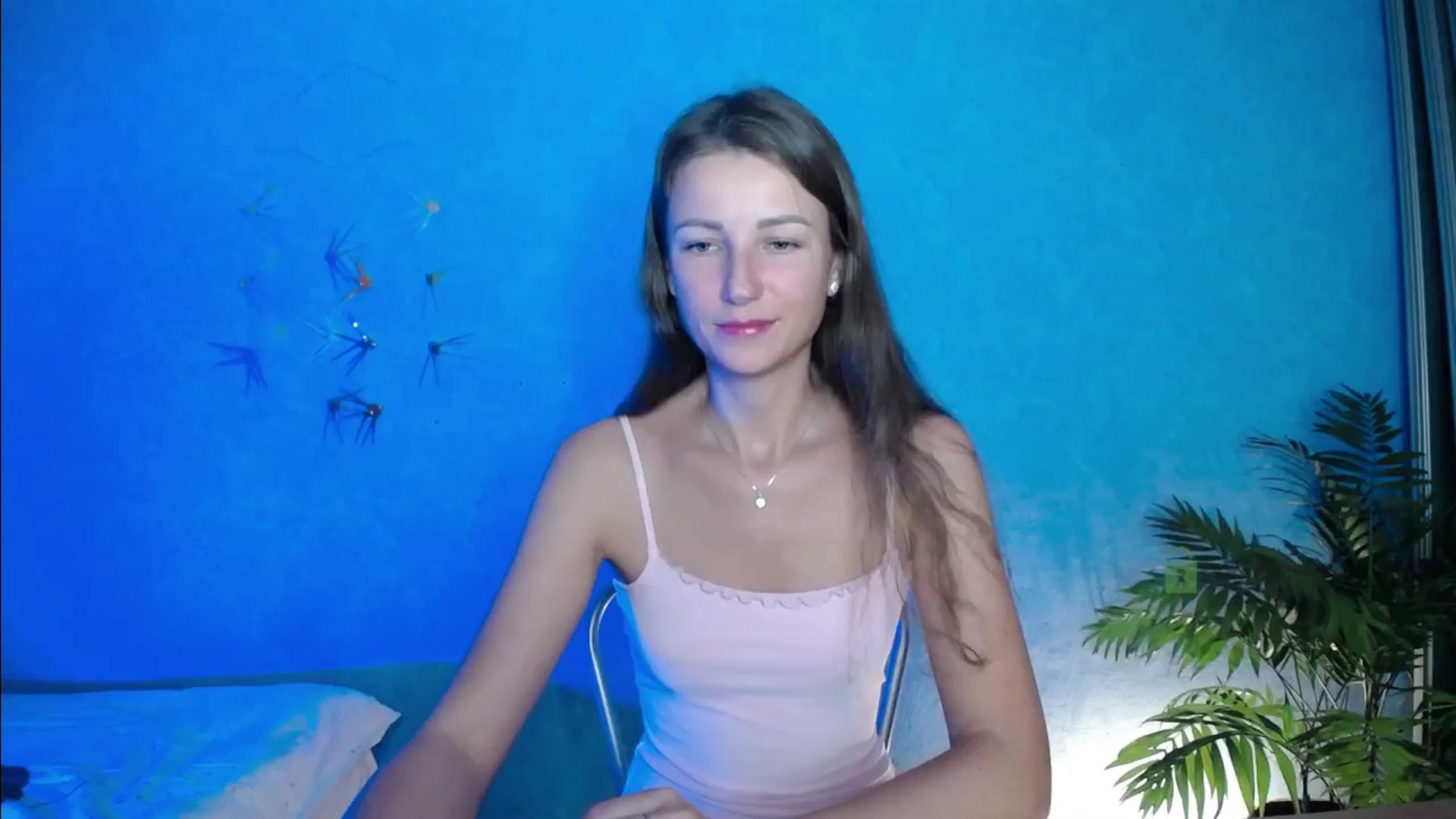 Gallery image thumbnail from Anna_Shine89's myfreecams stream on, 08/21/2024, 20:09 image 11 of 20