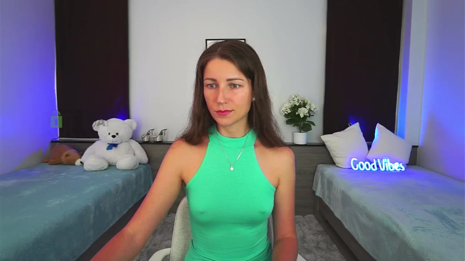 Gallery image thumbnail from Anna_Shine89's myfreecams stream on, 11/15/2024, 10:47 image 10 of 20
