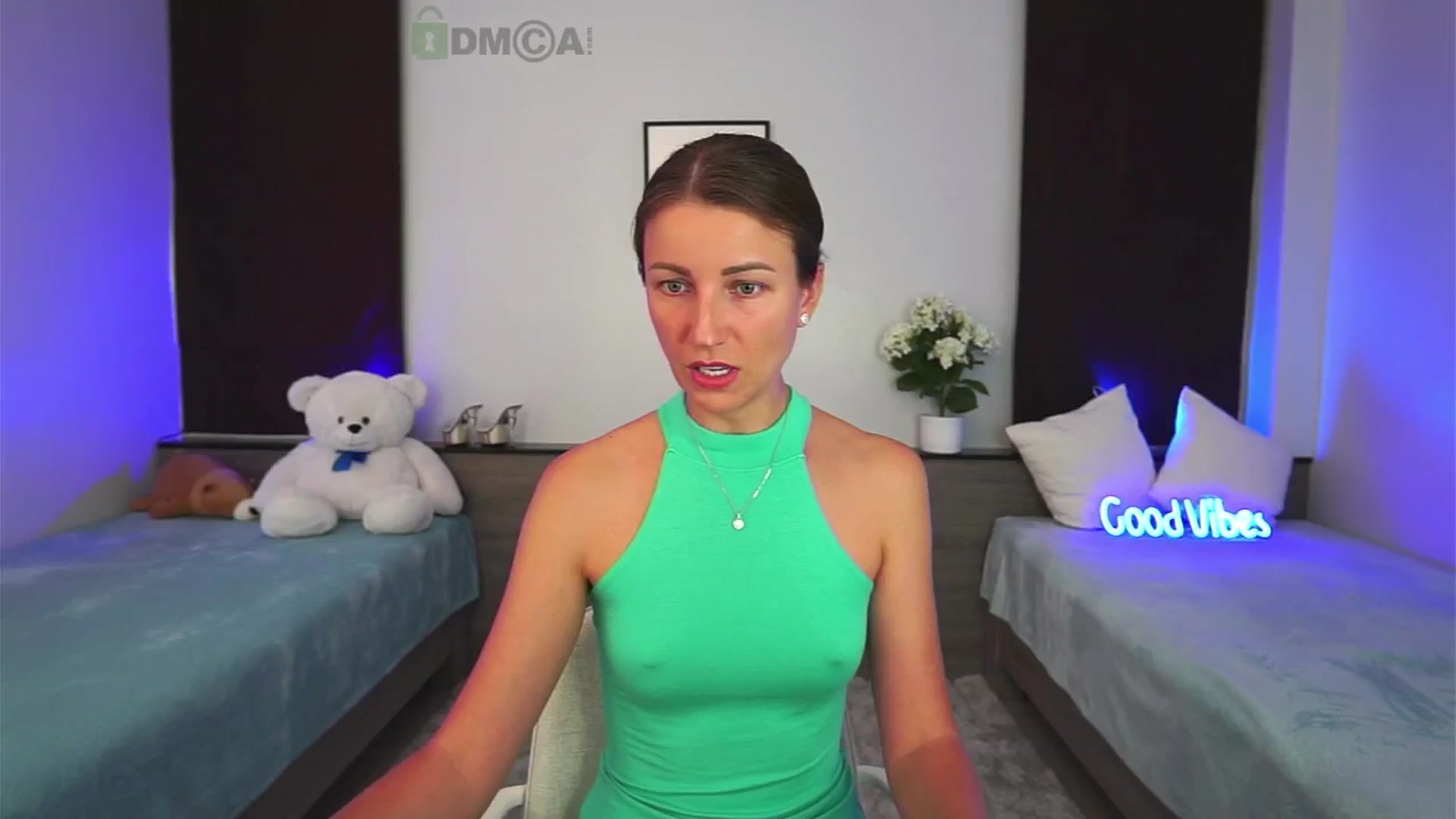 Gallery image thumbnail from Anna_Shine89's myfreecams stream on, 11/15/2024, 10:47 image 17 of 20
