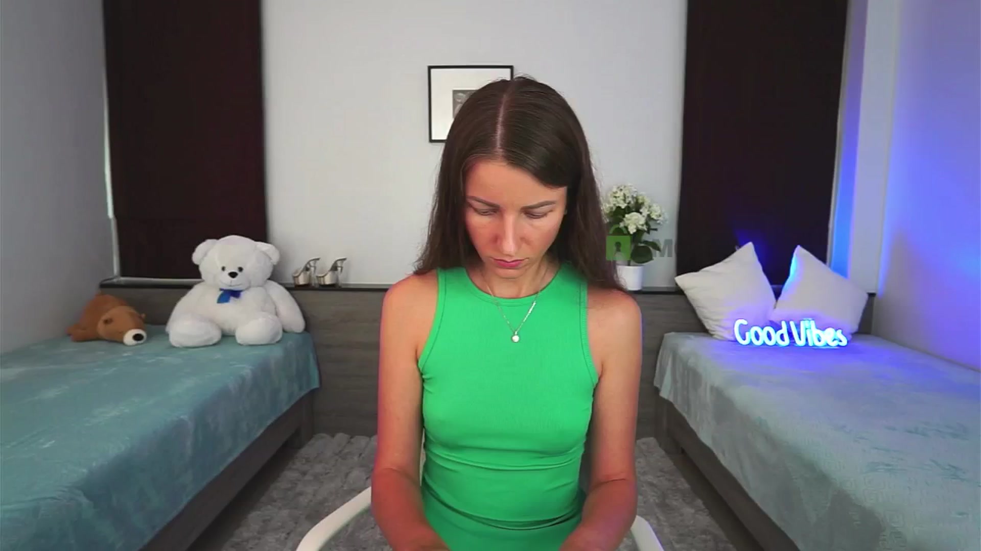 Gallery image thumbnail from Anna_Shine89's myfreecams stream on, 11/16/2024, 11:08 image 17 of 20