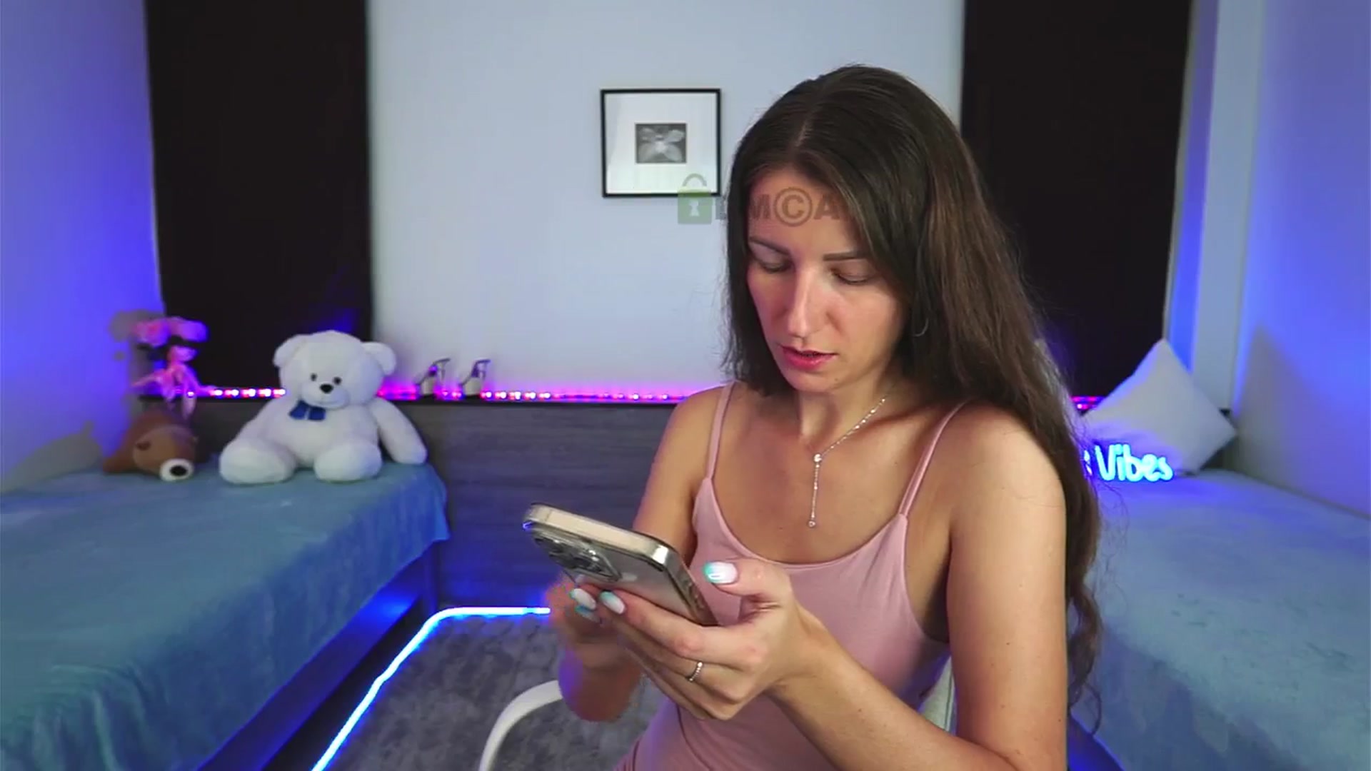 Gallery image thumbnail from Anna_Shine89's myfreecams stream on, 11/23/2024, 12:31 image 5 of 20