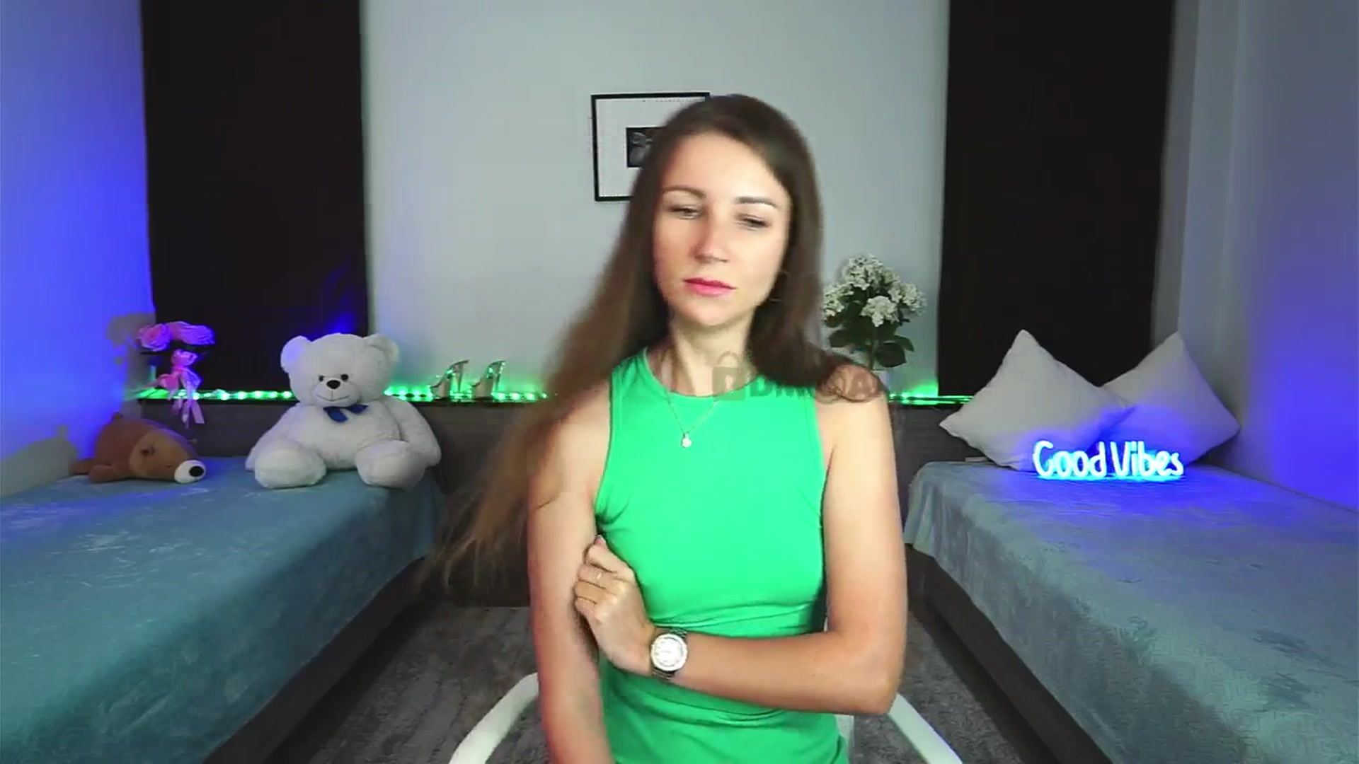 Gallery image thumbnail from Anna_Shine89's myfreecams stream on, 12/21/2024, 11:50 image 14 of 20